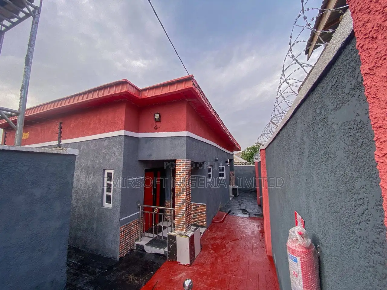 Furnished 3bdrm Bungalow in Karinkapo Estate, Akala Express for sale in Akala Express
