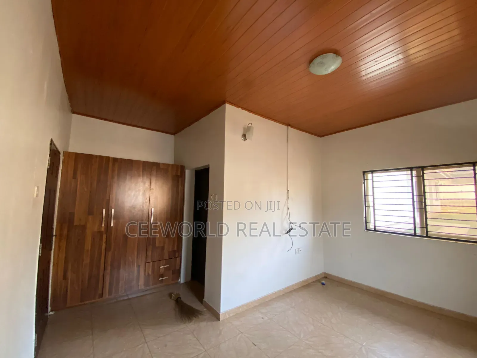 2bdrm Bungalow in Agodi Gra for rent in Agodi