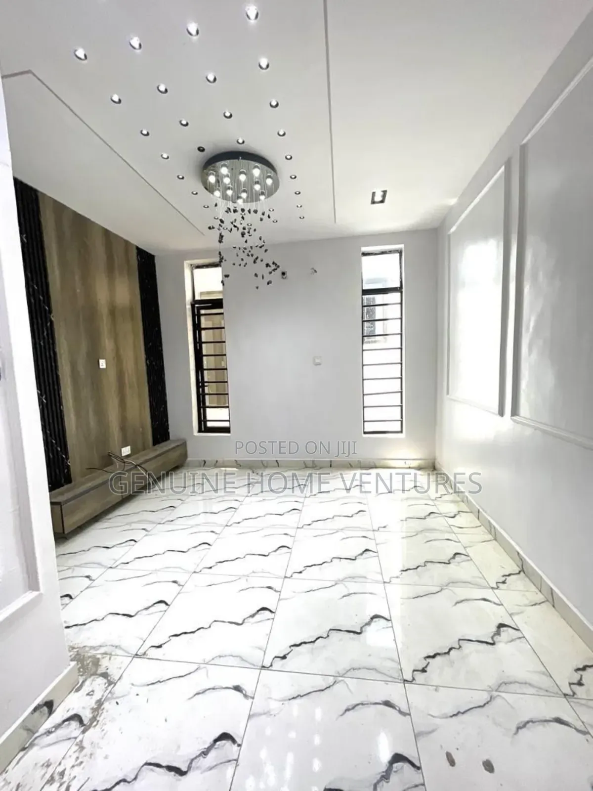 4bdrm Duplex in Ikota for sale in Ikota