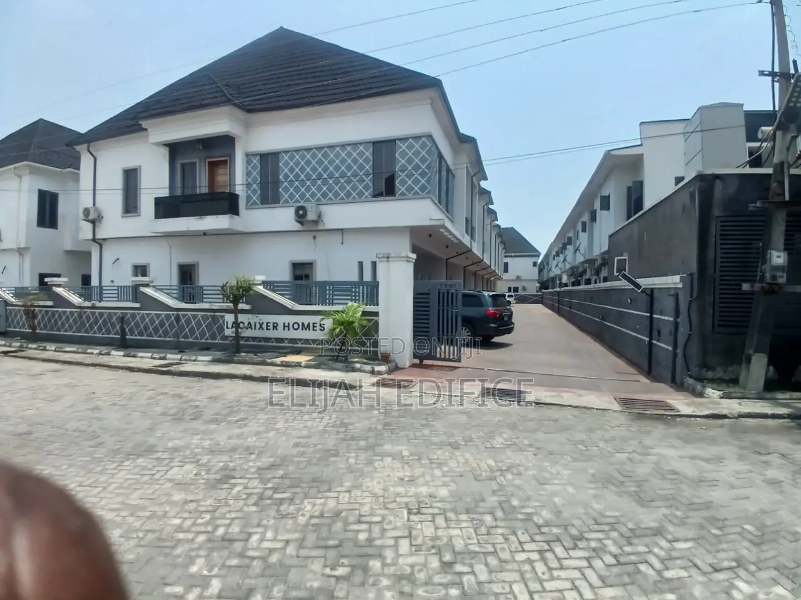 Furnished 4bdrm Duplex in Orchid, Ikorodu Garage for sale in Ikorodu Garage