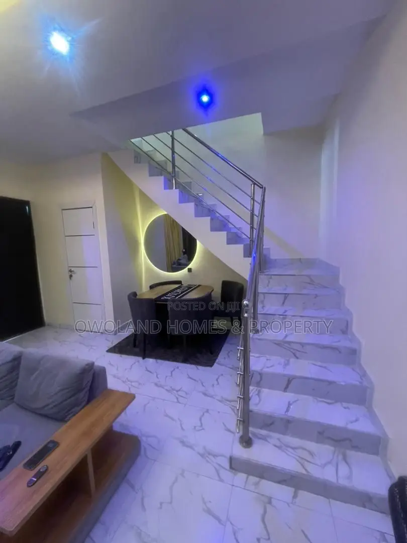 Furnished 2bdrm Townhouse / Terrace in Chevron Estate, Lekki for rent in Lekki