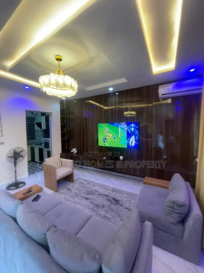 Furnished 2bdrm Townhouse / Terrace in Chevron Estate, Lekki for rent in Lekki