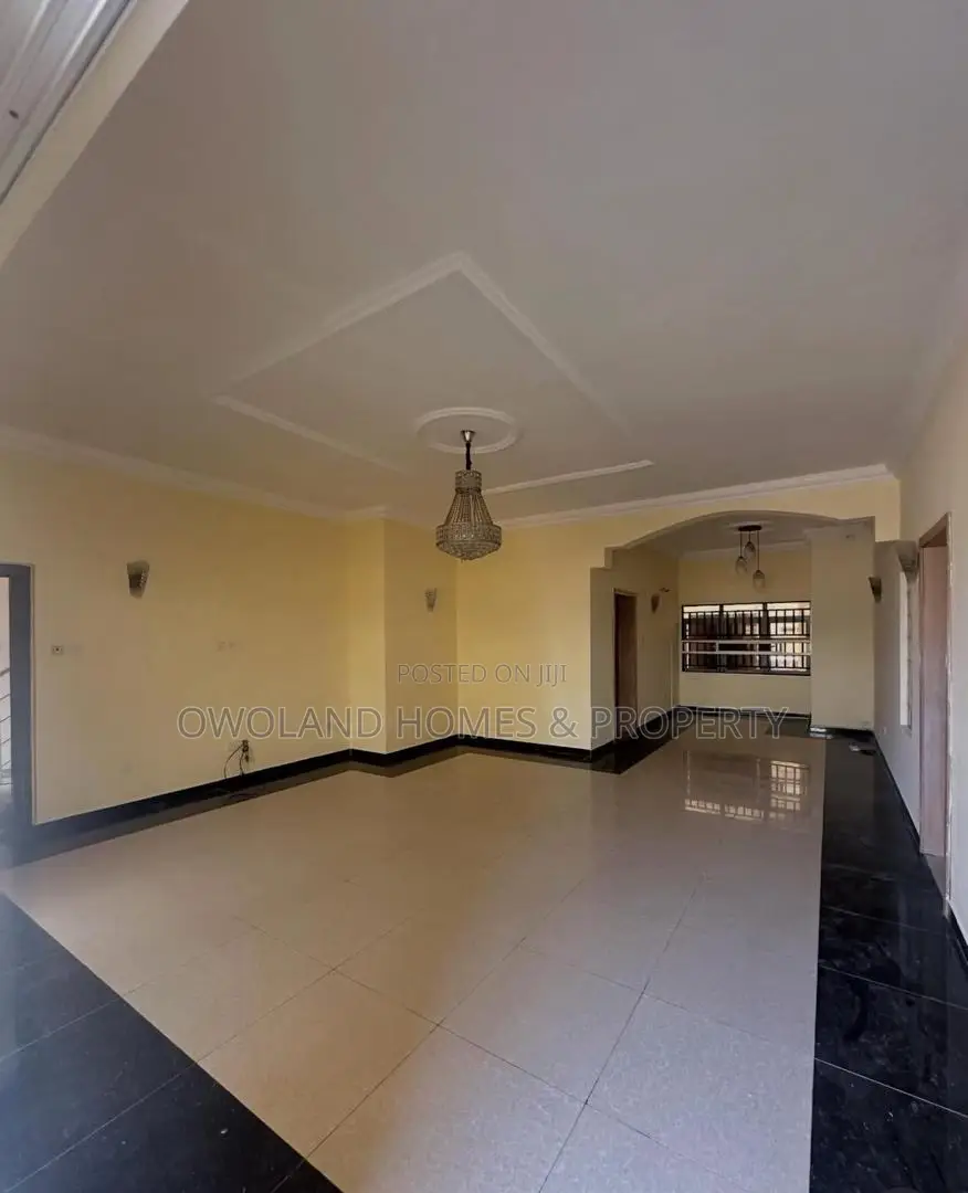 3bdrm Block of Flats in Chevron Estate, Lekki for rent in Lekki