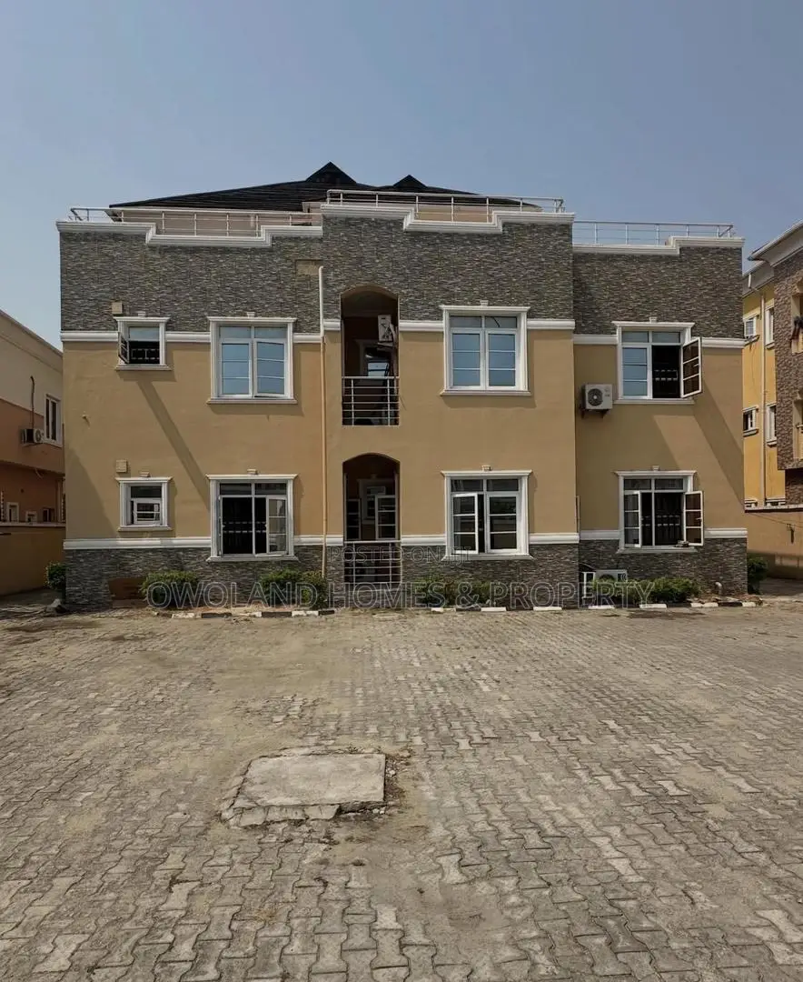 3bdrm Block of Flats in Chevron Estate, Lekki for rent in Lekki
