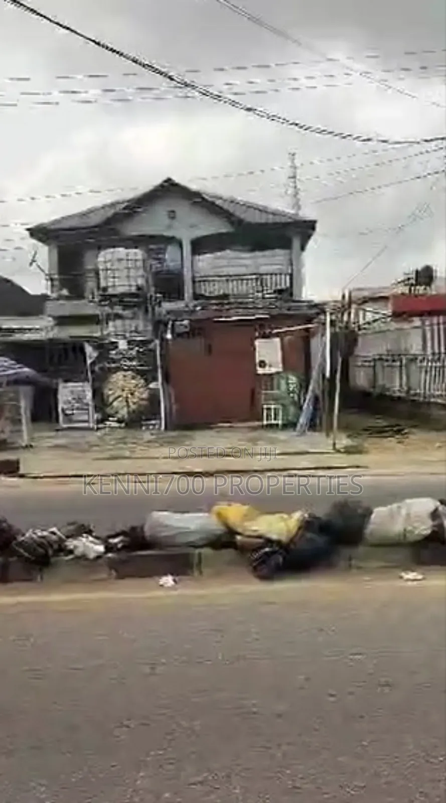 Shopping Complex for Sale in Ikotun in Ikotun / Ikotun/Igando