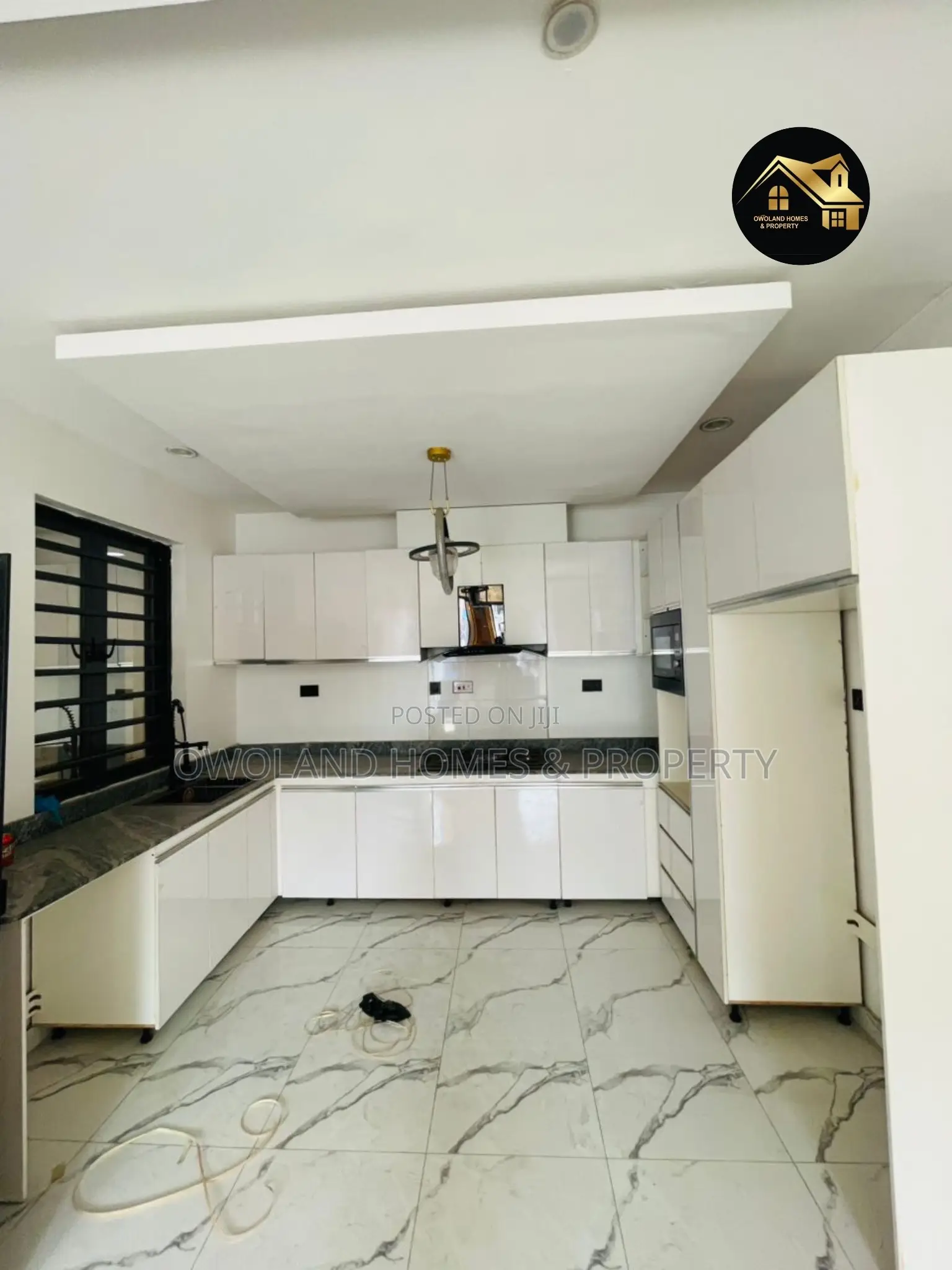 2bdrm Block of Flats in Ikate, Lekki for rent in Lekki