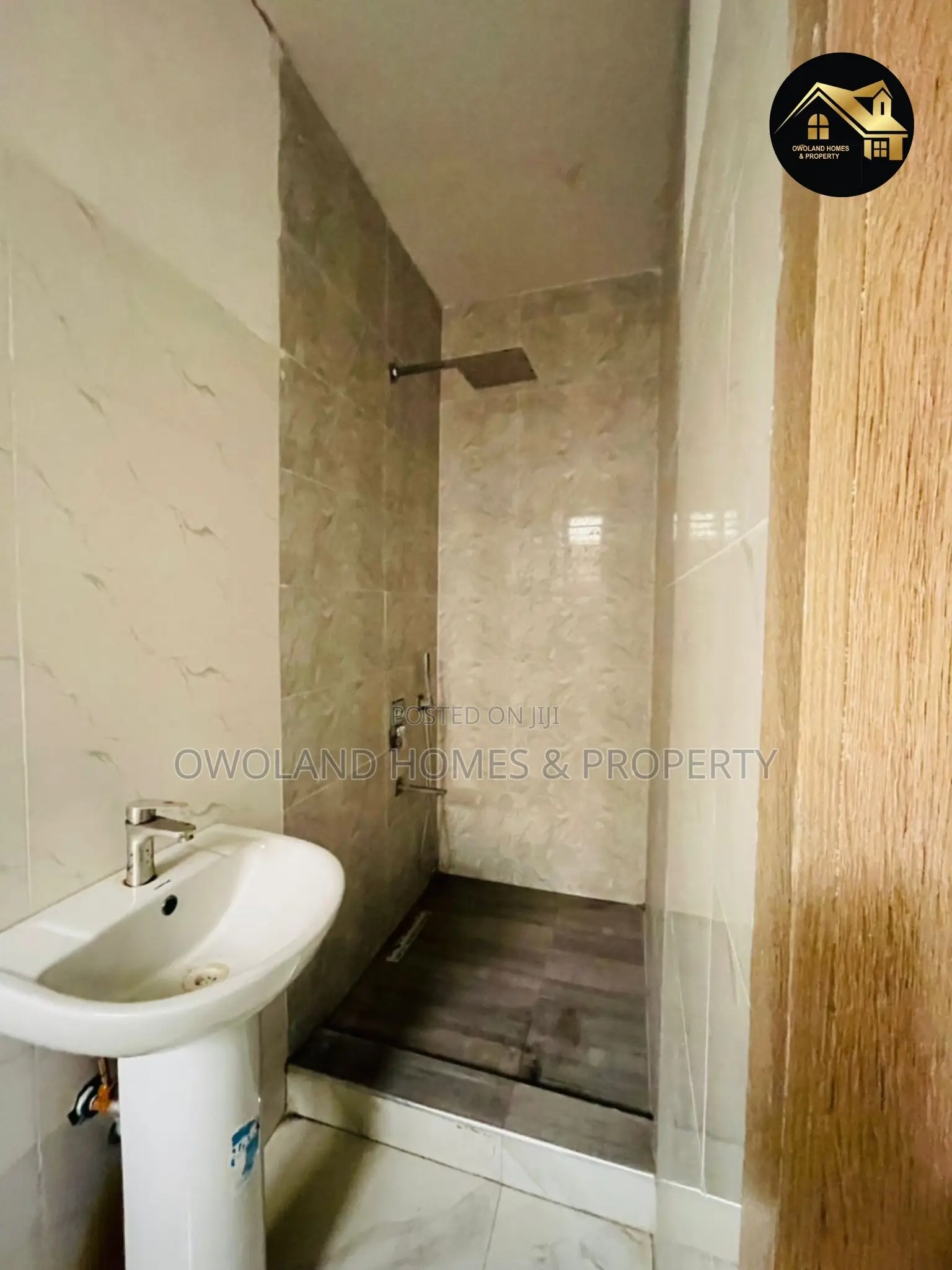 2bdrm Block of Flats in Ikate, Lekki for rent in Lekki