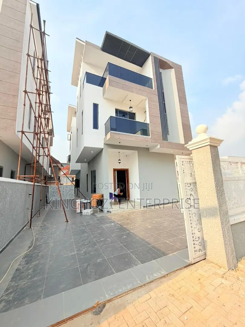 5bdrm Duplex in Ikeja G.R.A for sale in Ikeja GRA