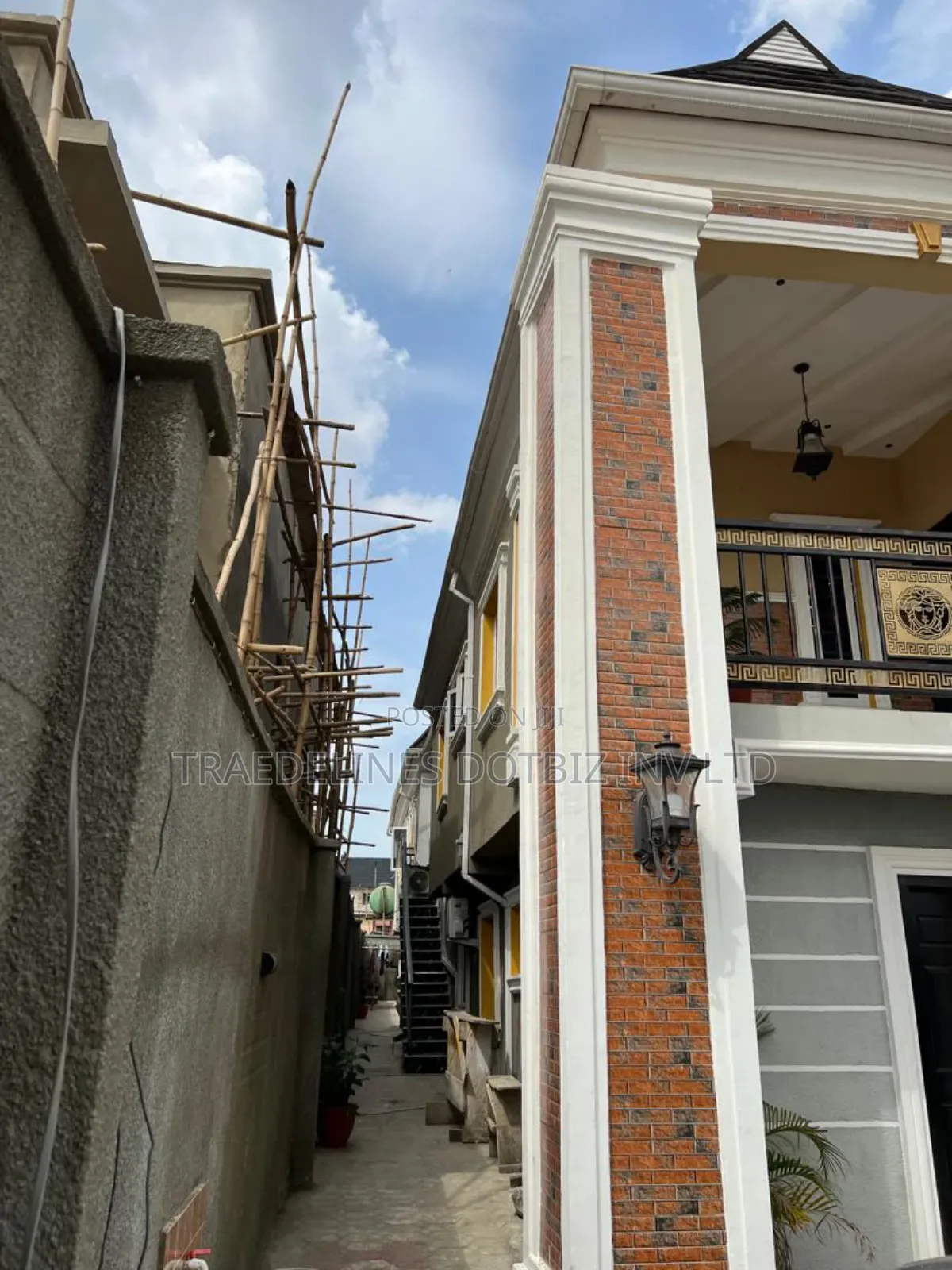 Furnished 6bdrm Block of Flats in Egbeda for sale in Egbeda / Egbeda