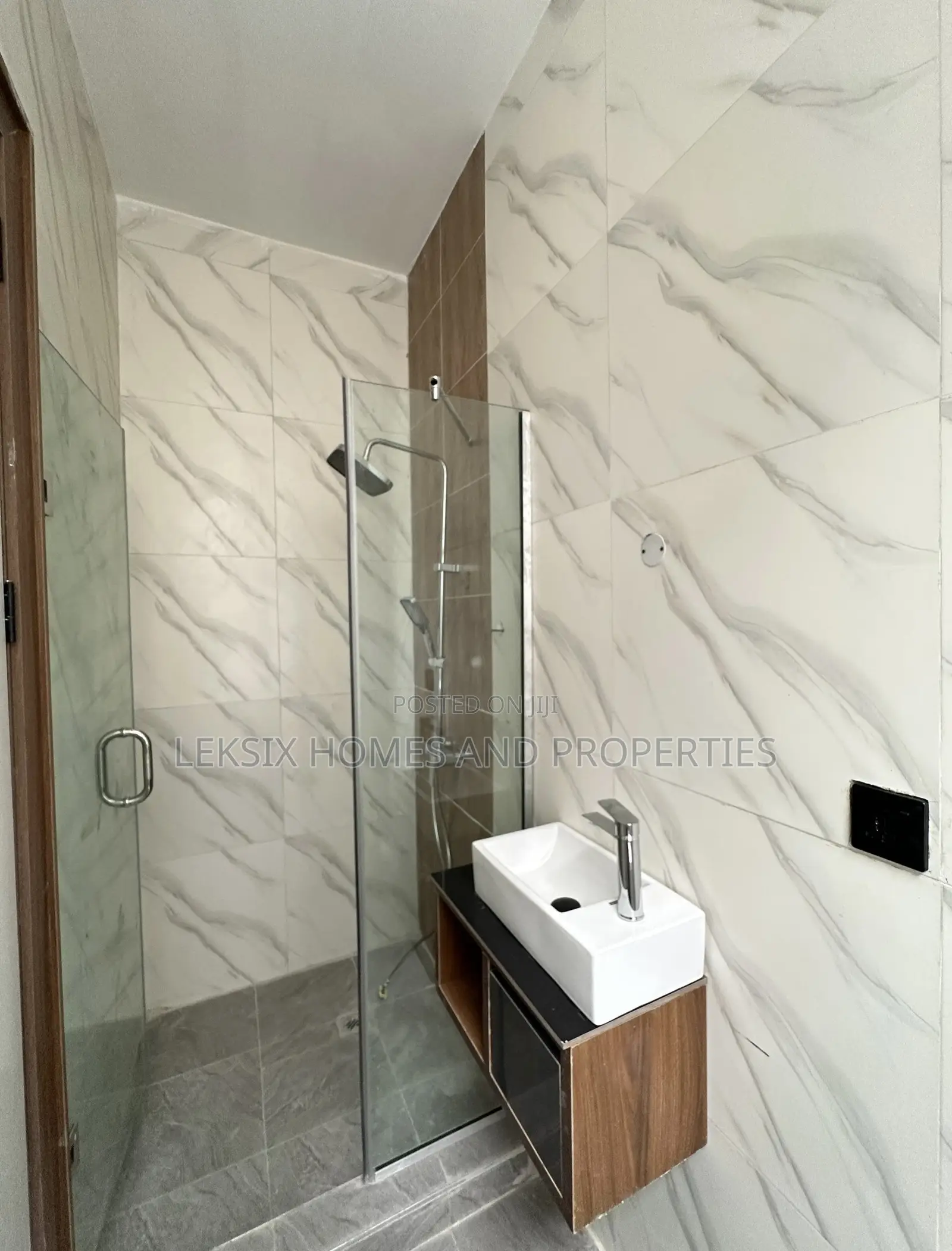 4bdrm Duplex in A Well Secured, Ikate for sale in Ikate