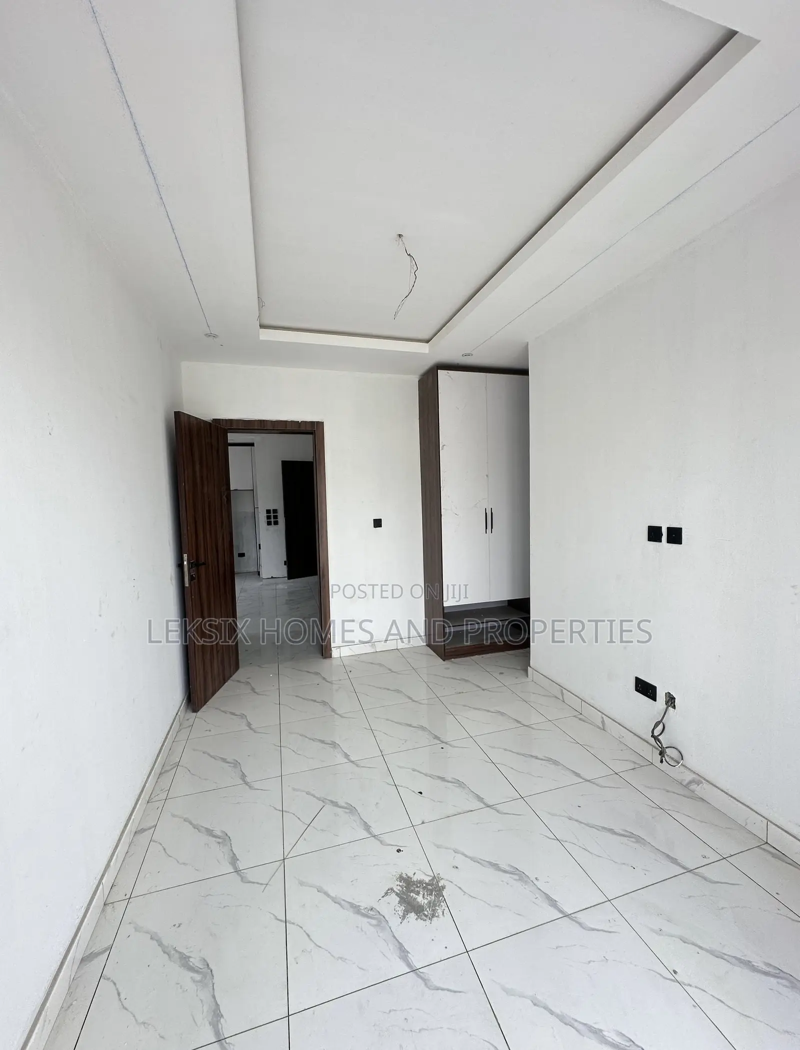 2bdrm Apartment in A Well Secured, Idado for sale in Idado