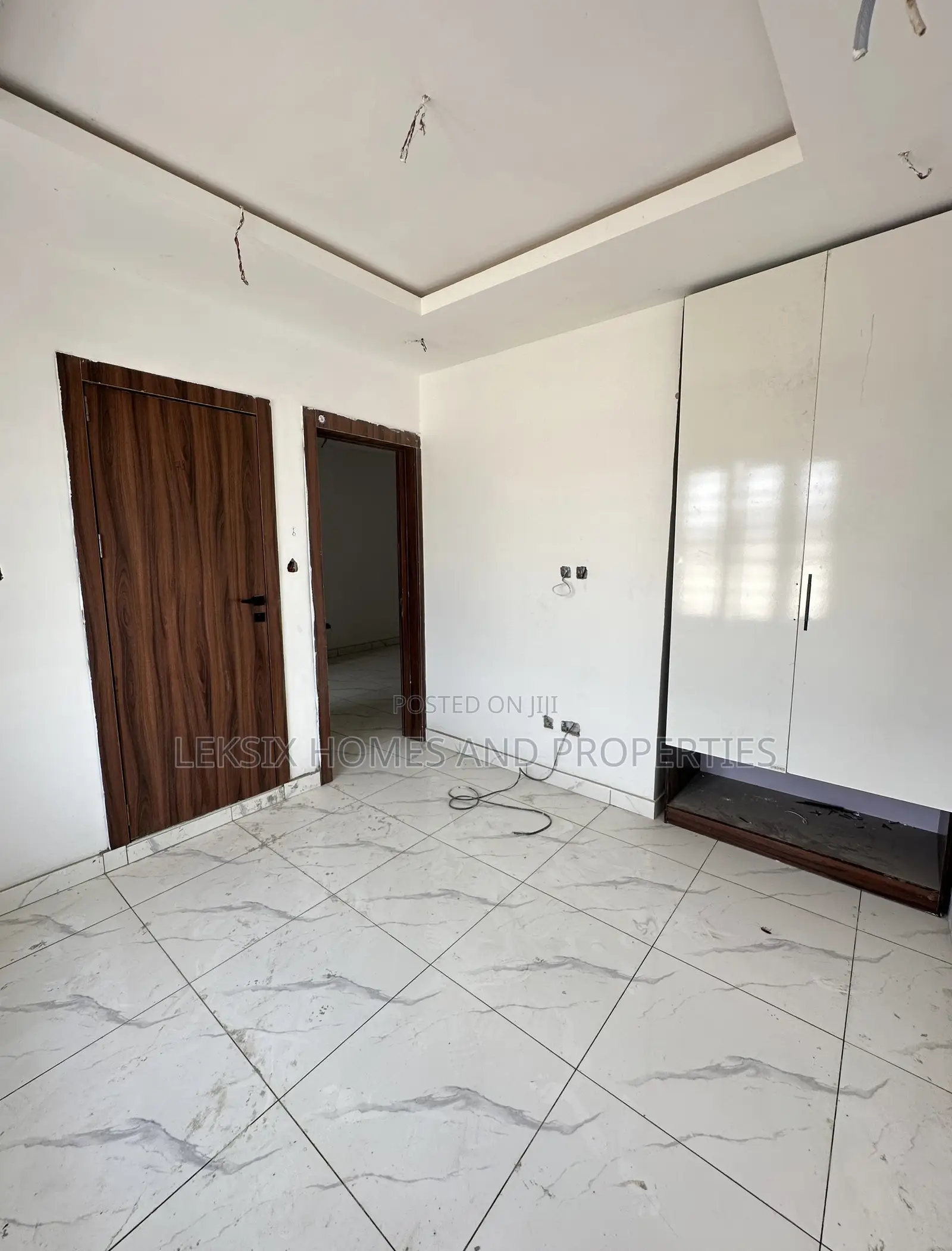 1bdrm Apartment in A Well Secured, Idado for sale in Idado