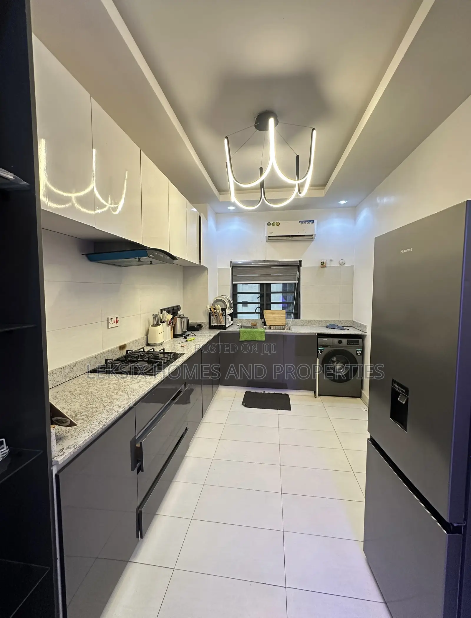 Furnished 2bdrm Apartment in Well Secured And, Lekki Phase 1 for rent in Lekki Phase 1