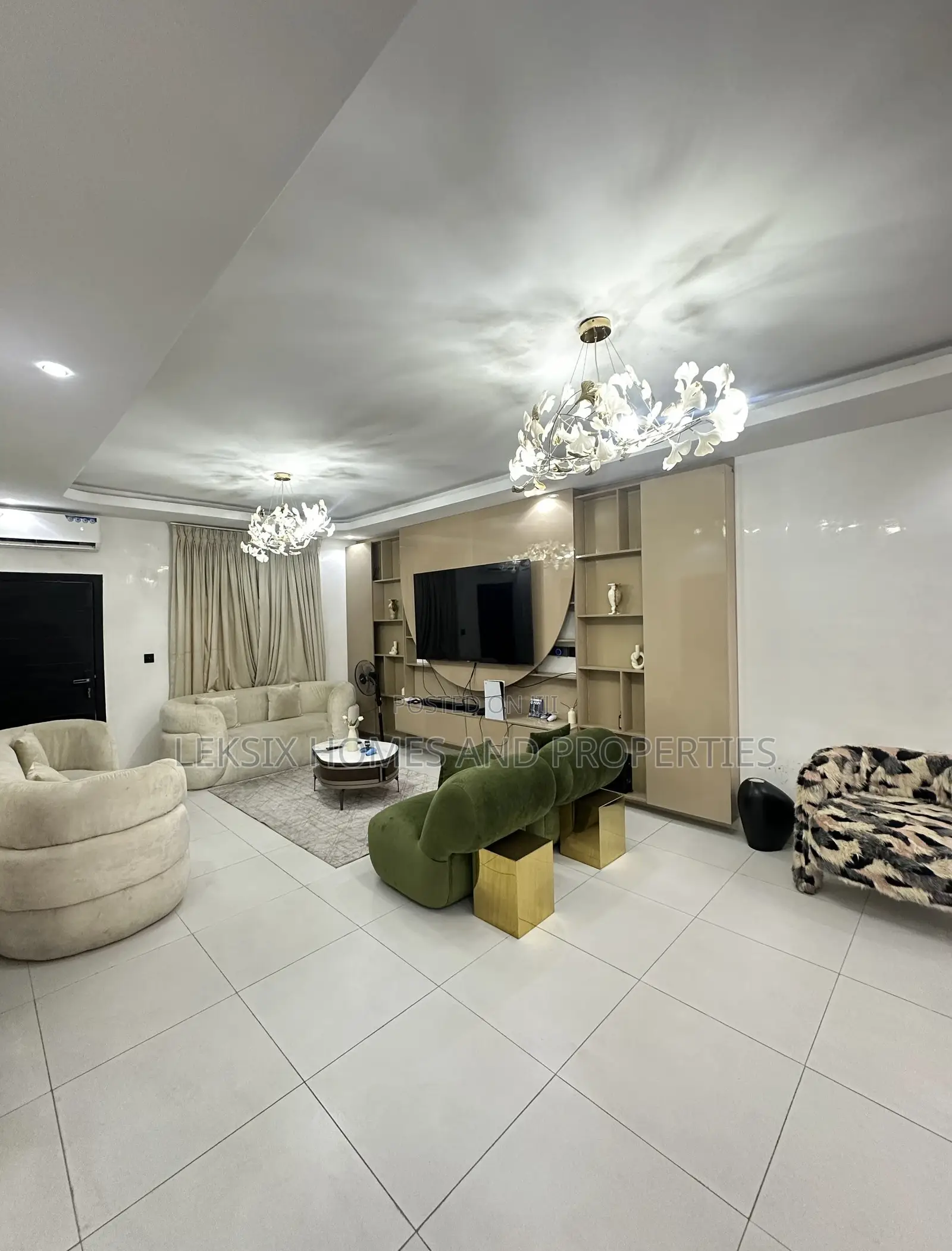 Furnished 2bdrm Apartment in Well Secured And, Lekki Phase 1 for rent in Lekki Phase 1