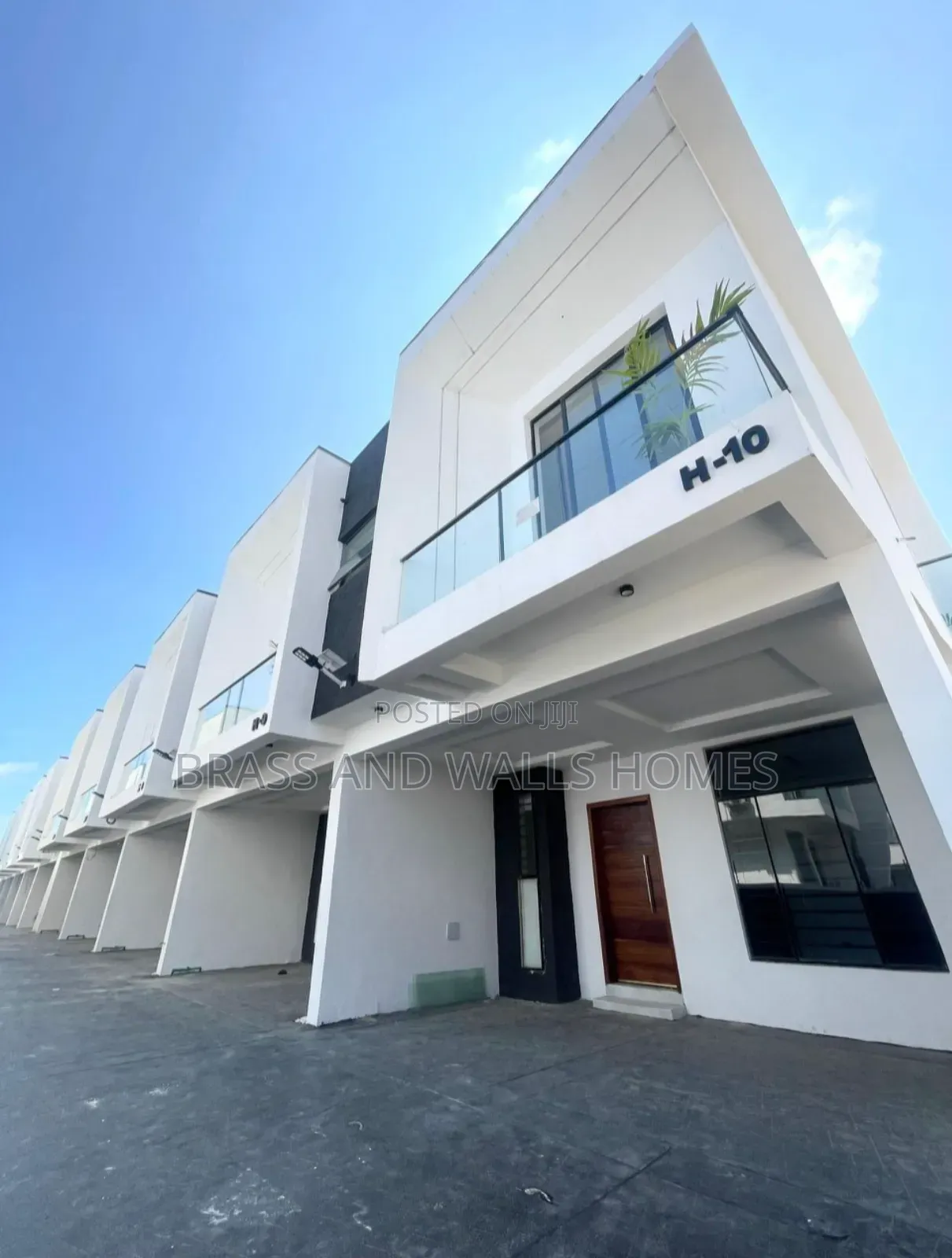 Furnished 4bdrm Duplex in Ikota for sale in Ikota