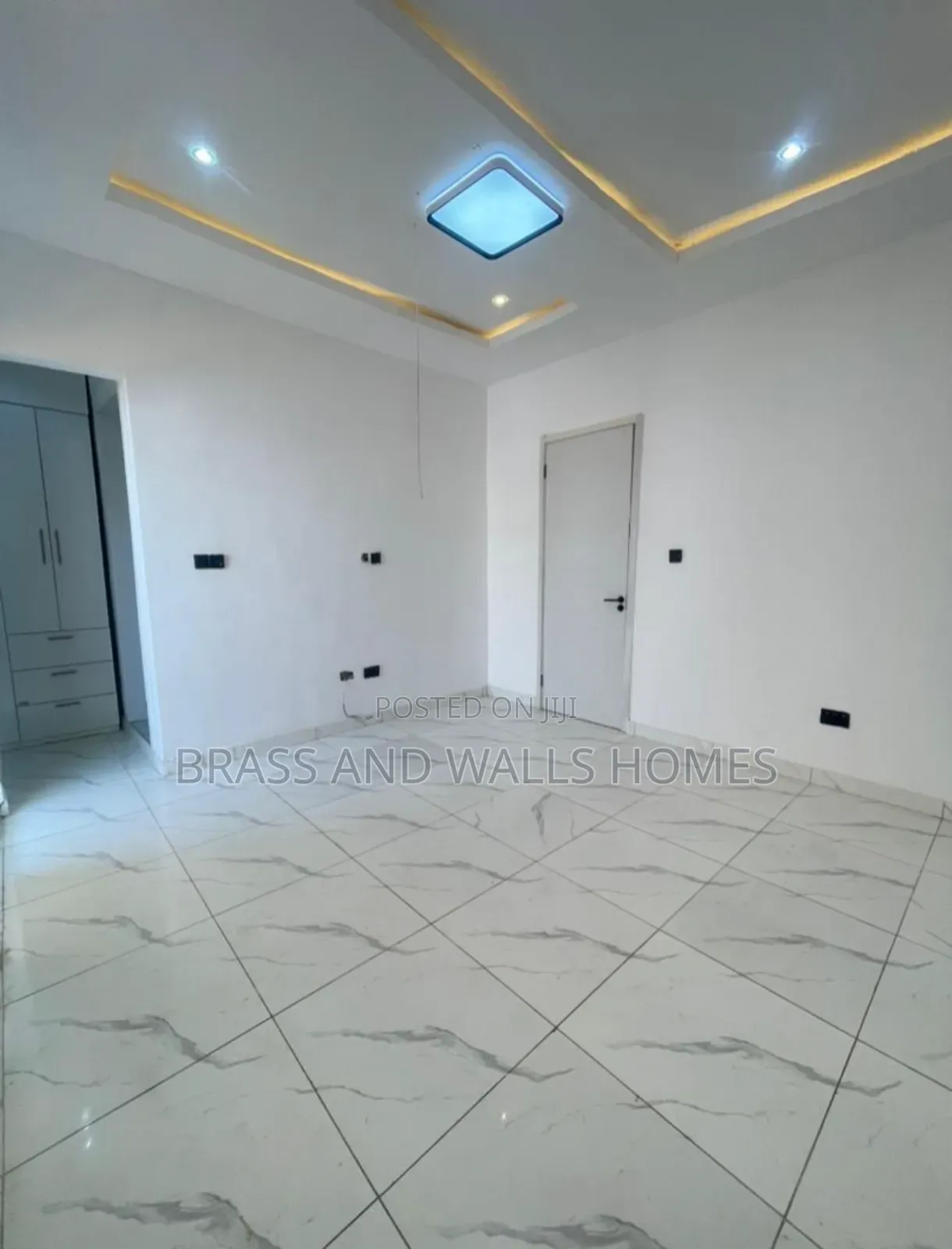 Furnished 4bdrm Duplex in Ikota for sale in Ikota