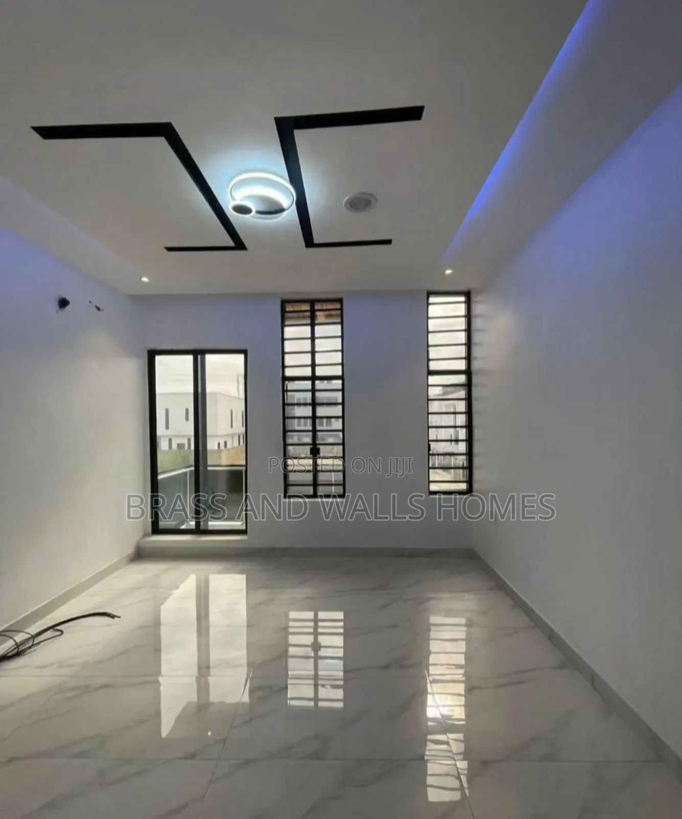 Furnished 4bdrm Duplex in Chevron for sale in Chevron