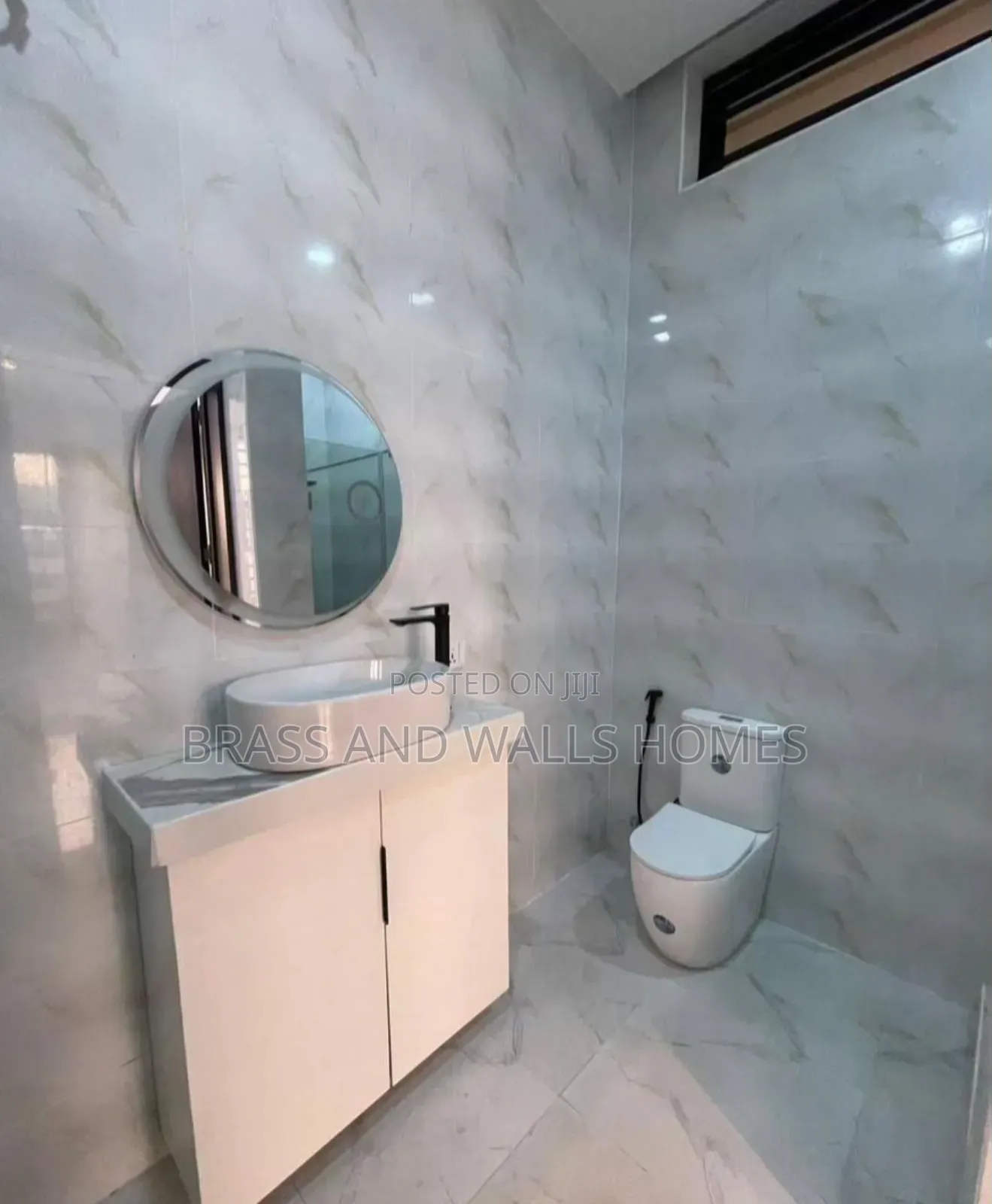 Furnished 4bdrm Duplex in Chevron for sale in Chevron
