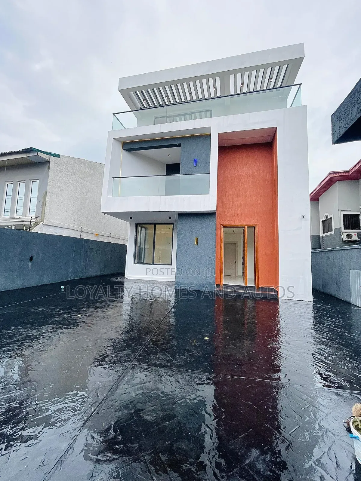 5bdrm House in Lekki Phase 1 for sale in Lekki Phase 1