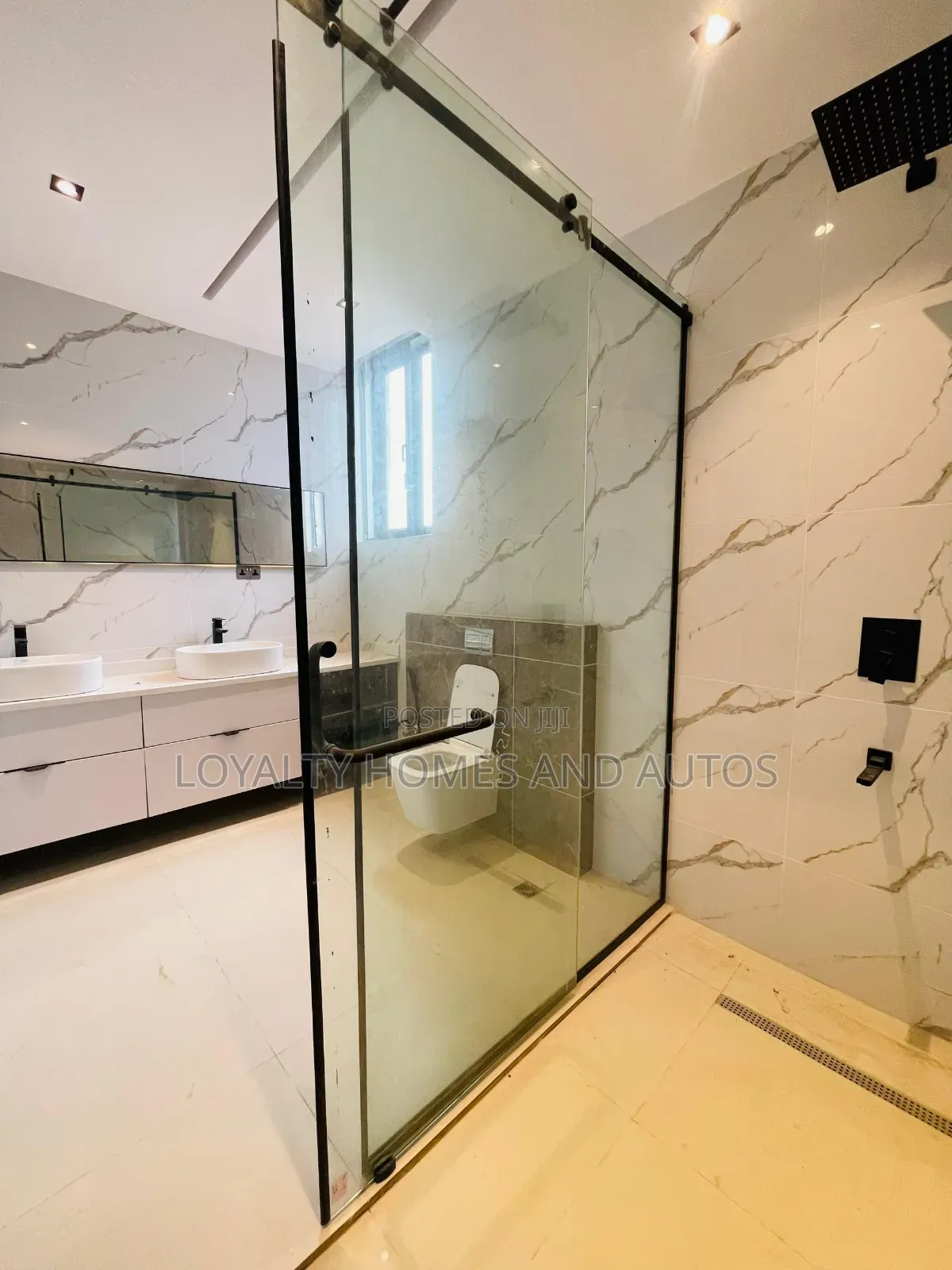 5bdrm House in Lekki Phase 1 for sale in Lekki Phase 1