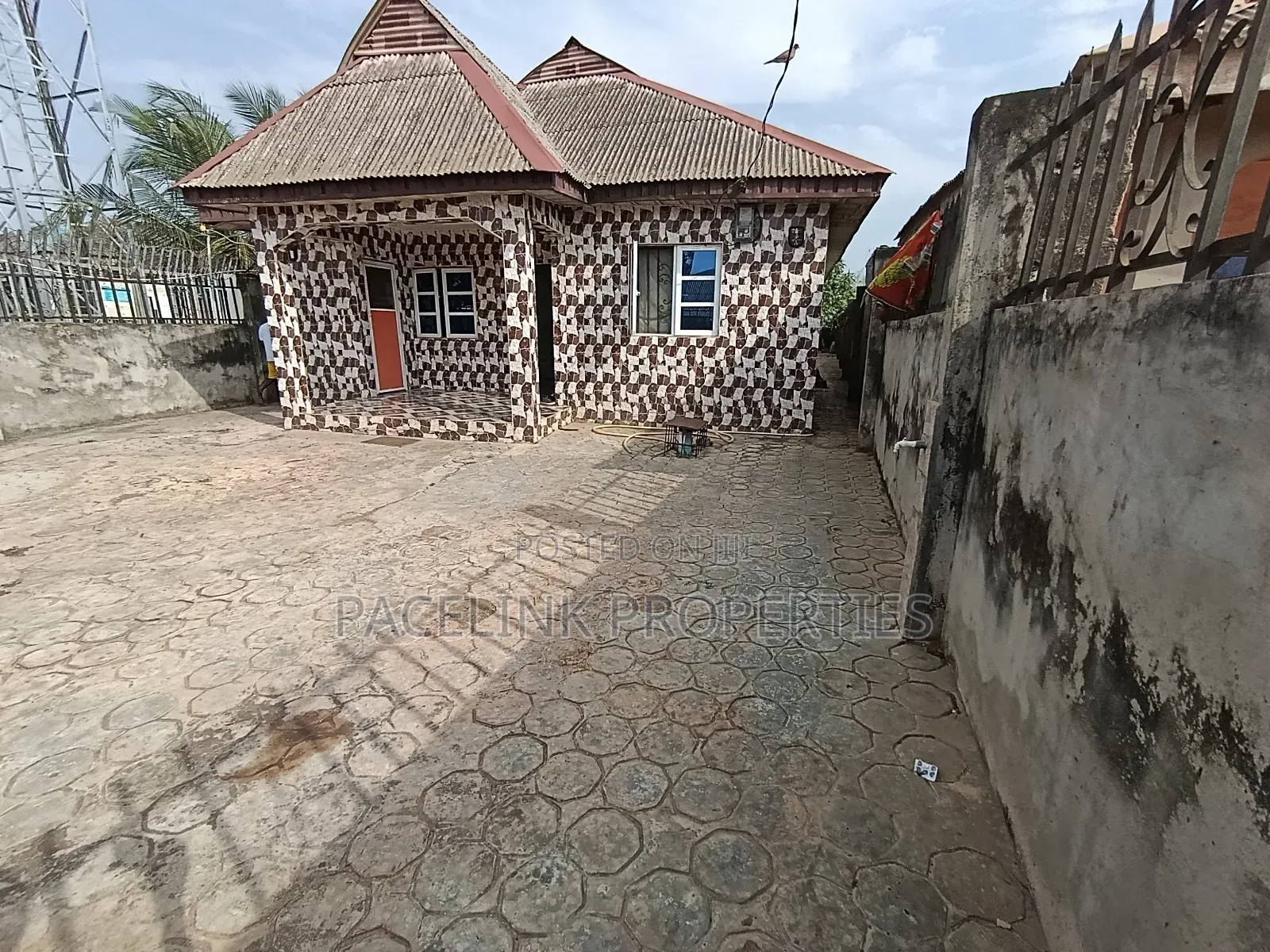 4bdrm Bungalow in Ado-Odo/Ota for sale in Ado-Odo/Ota