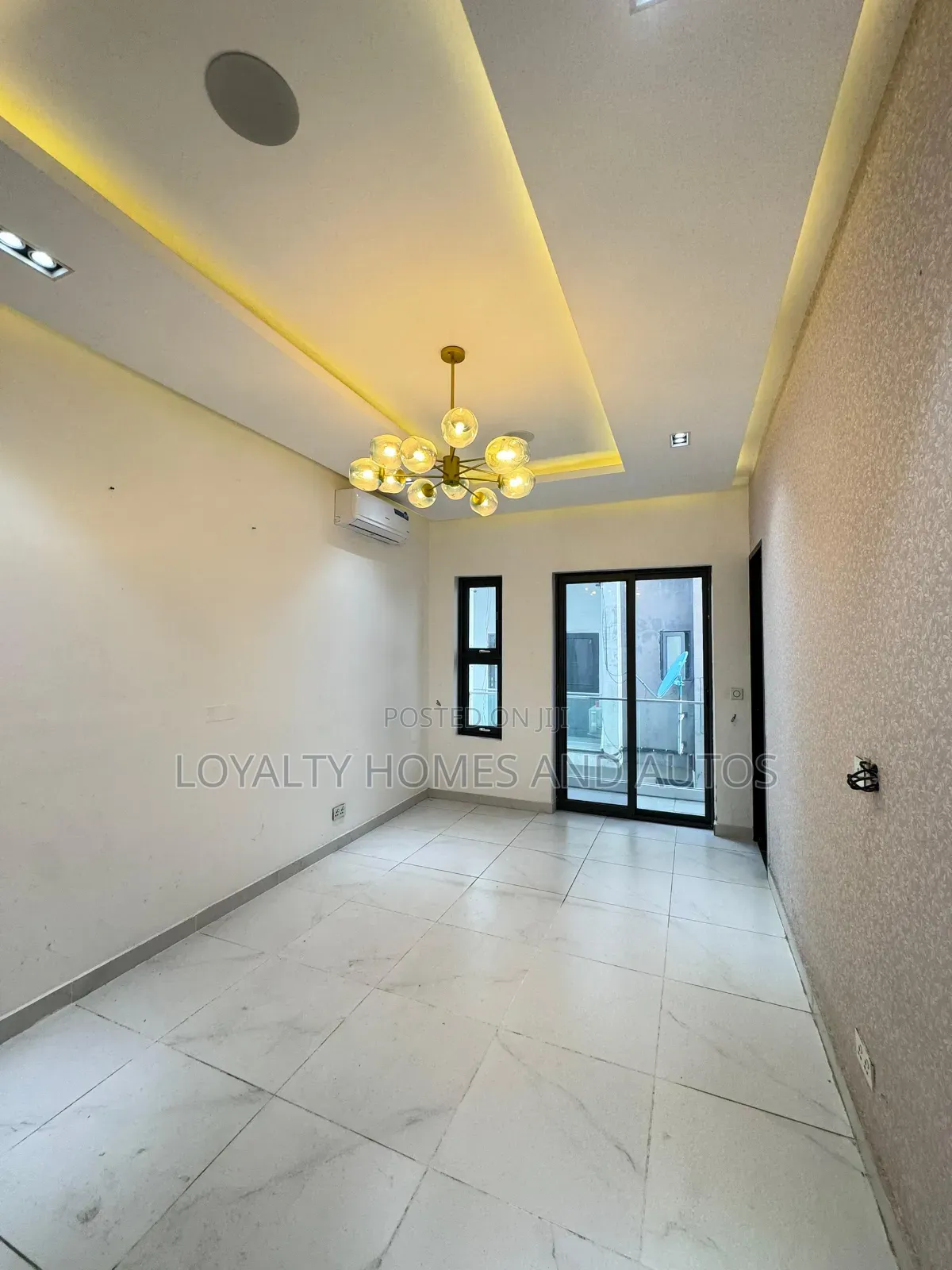 5bdrm Duplex in Old Ikoyi for sale in Old Ikoyi