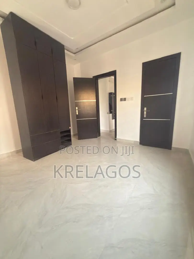 5bdrm Duplex in Abraham Adesanya Estate for sale in Abraham Adesanya Estate