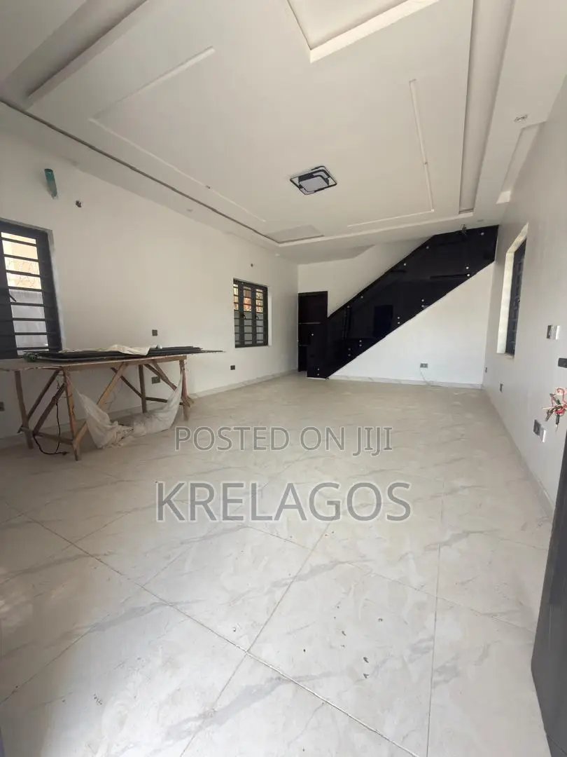 5bdrm Duplex in Abraham Adesanya Estate for sale in Abraham Adesanya Estate
