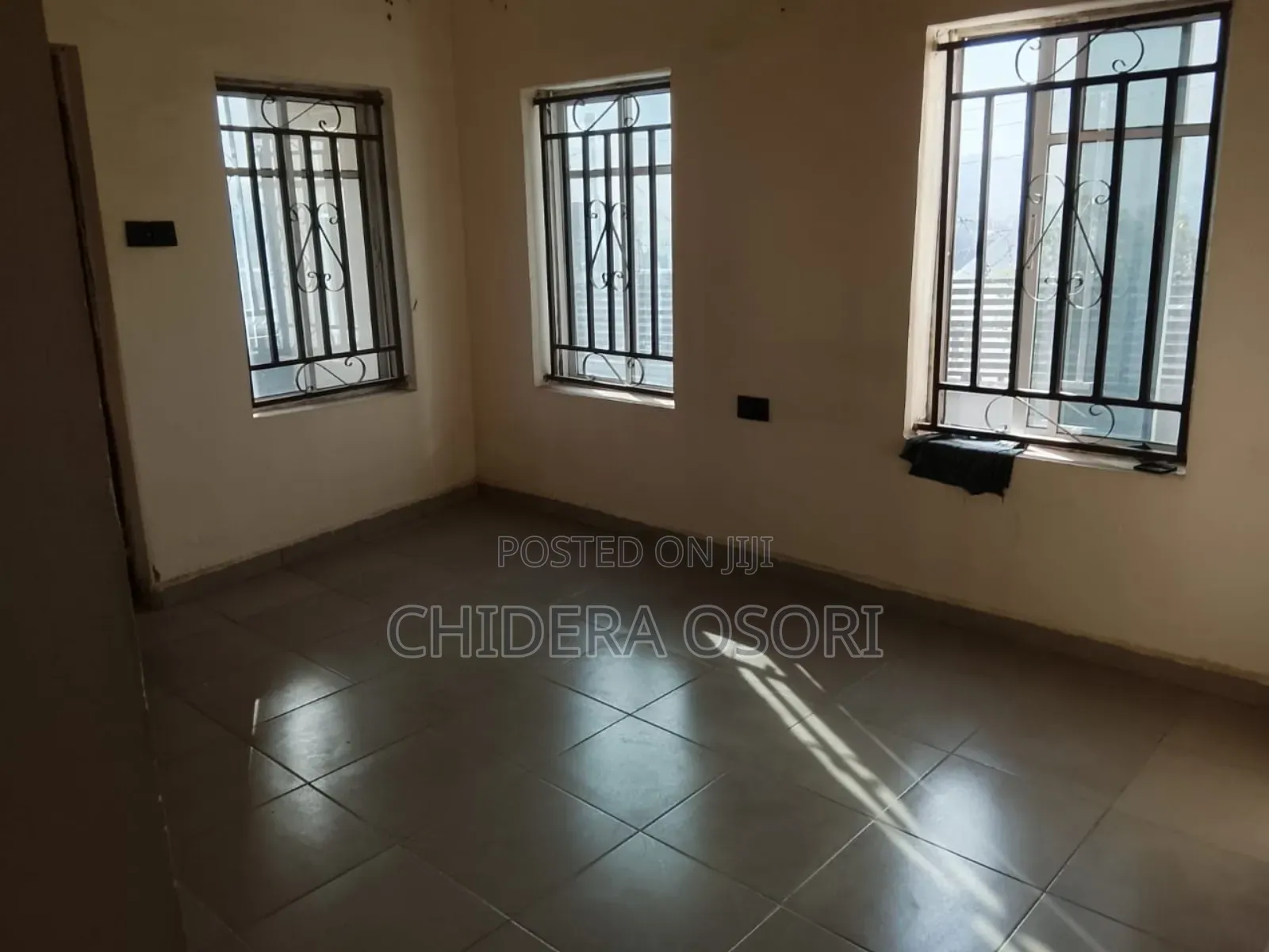 1bdrm Block of Flats in Dutse Tipper Garage for rent in Dutse-Alhaji