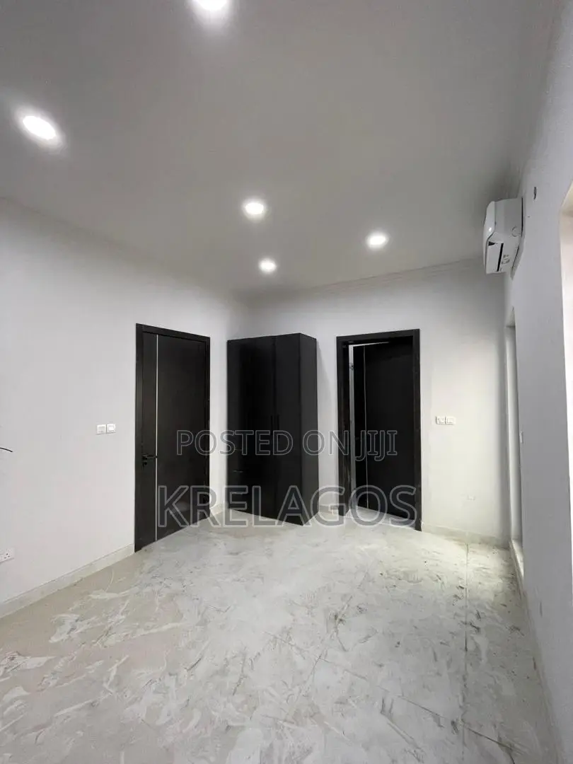 2bdrm Apartment in Ikate for sale in Ikate