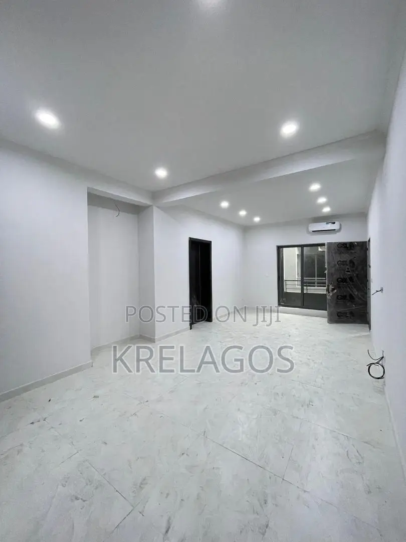 2bdrm Apartment in Ikate for sale in Ikate