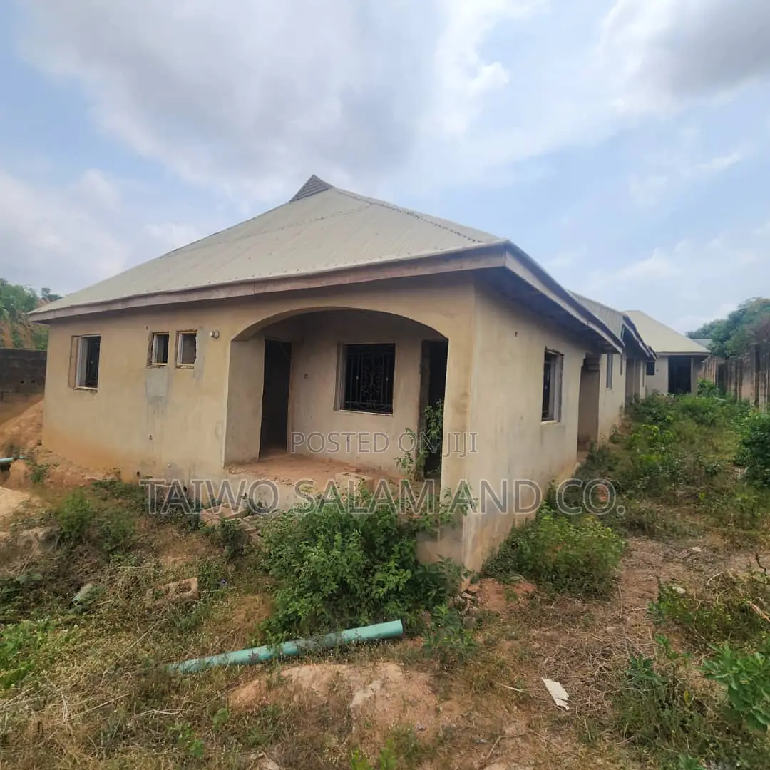 2bdrm Block of Flats in Soka for sale in Soka