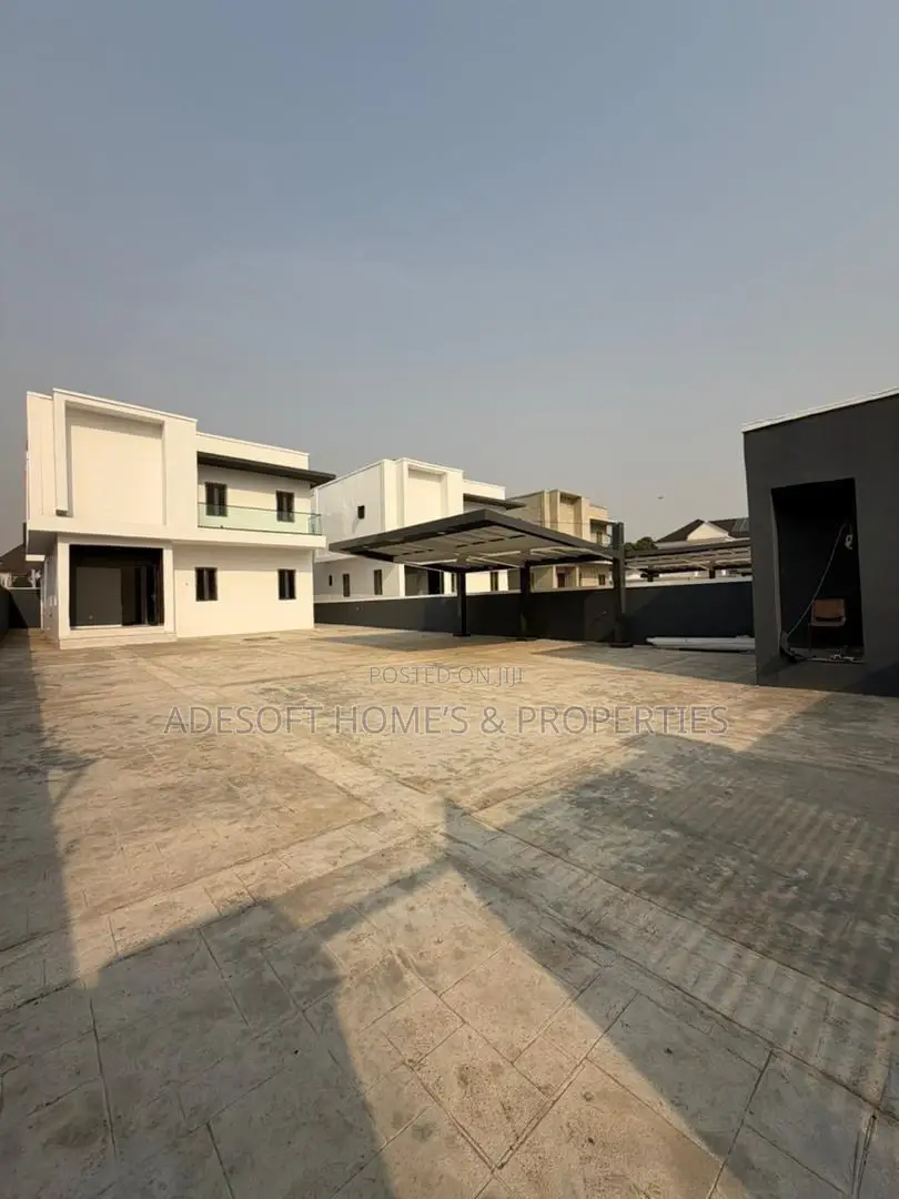 4bdrm Duplex in Aerodrome Gra, for sale in Samonda