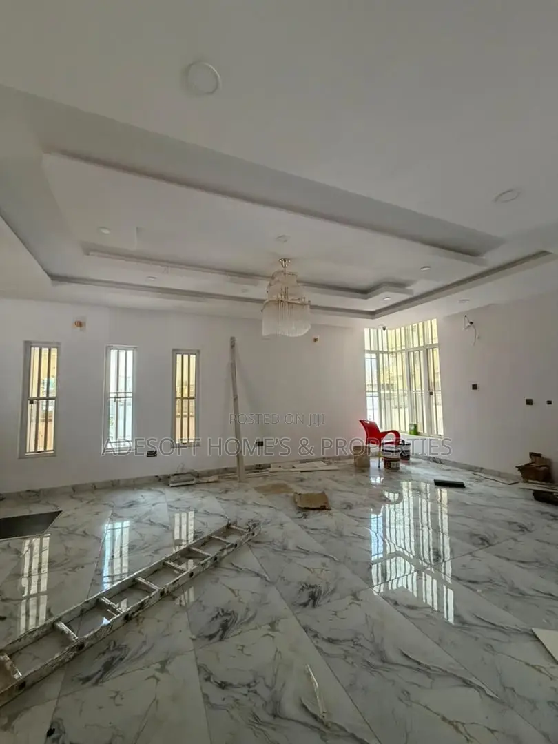 4bdrm Duplex in Carlton Gate Estate, for sale in Akobo