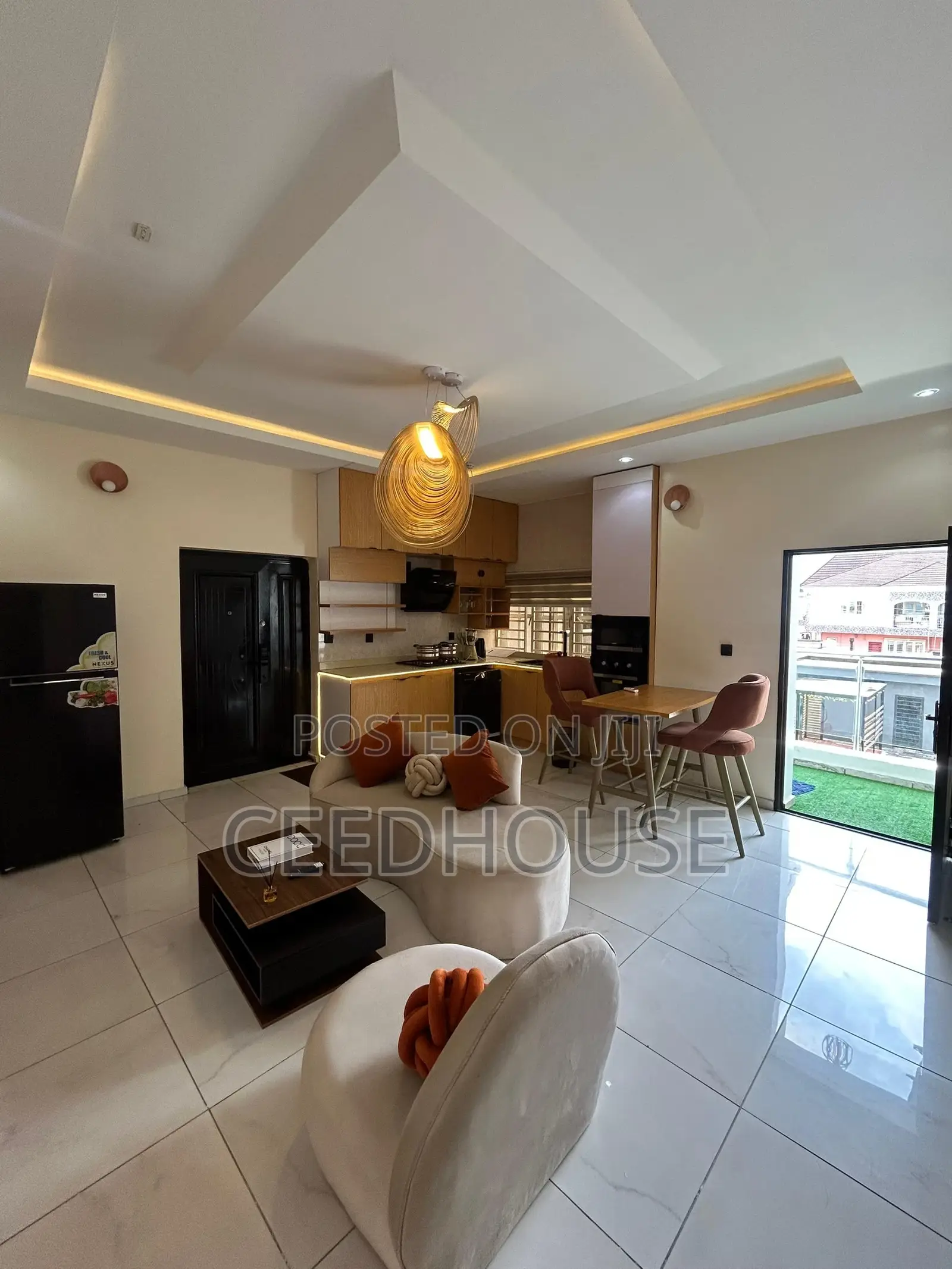 Luxurious 2 Bedroom Apartment With Pool and Gym in Victoria Island Extension