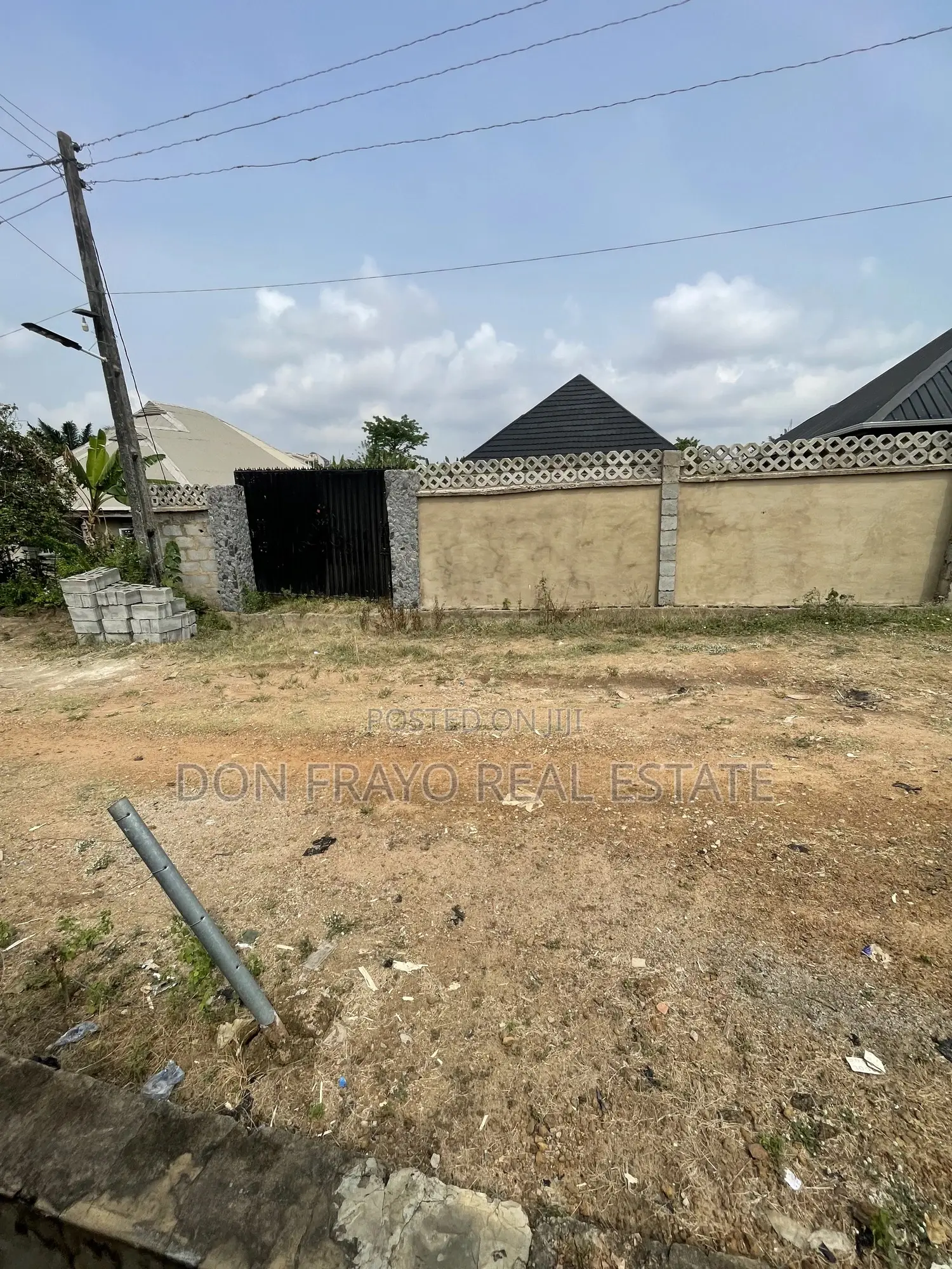 2bdrm Bungalow in Sheu Ologuneru for sale in Ologuneru
