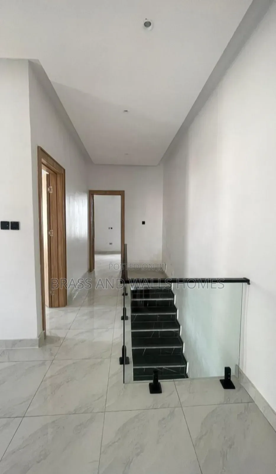 Furnished 4bdrm Duplex in Chevron for sale in Chevron