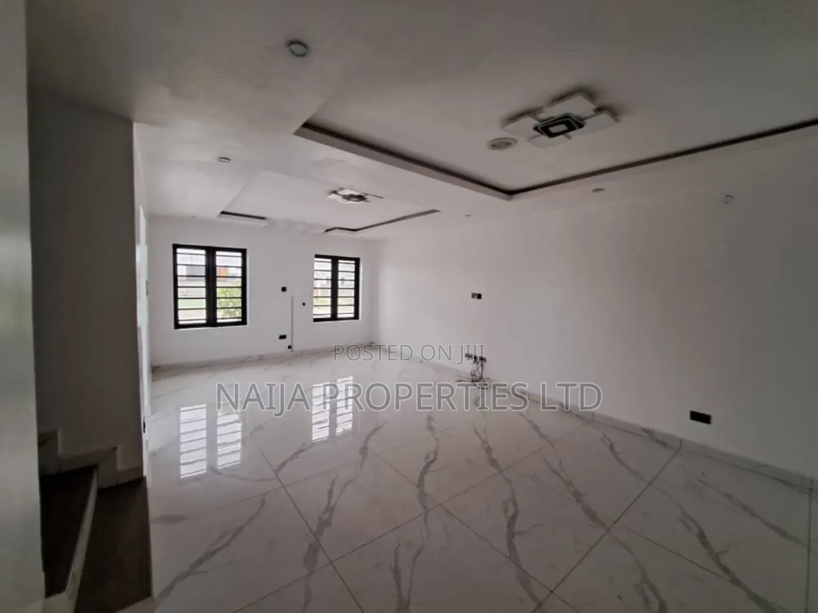 3bdrm Townhouse/Terrace in Pennek Estate, Ajiwe for sale in Ajiwe