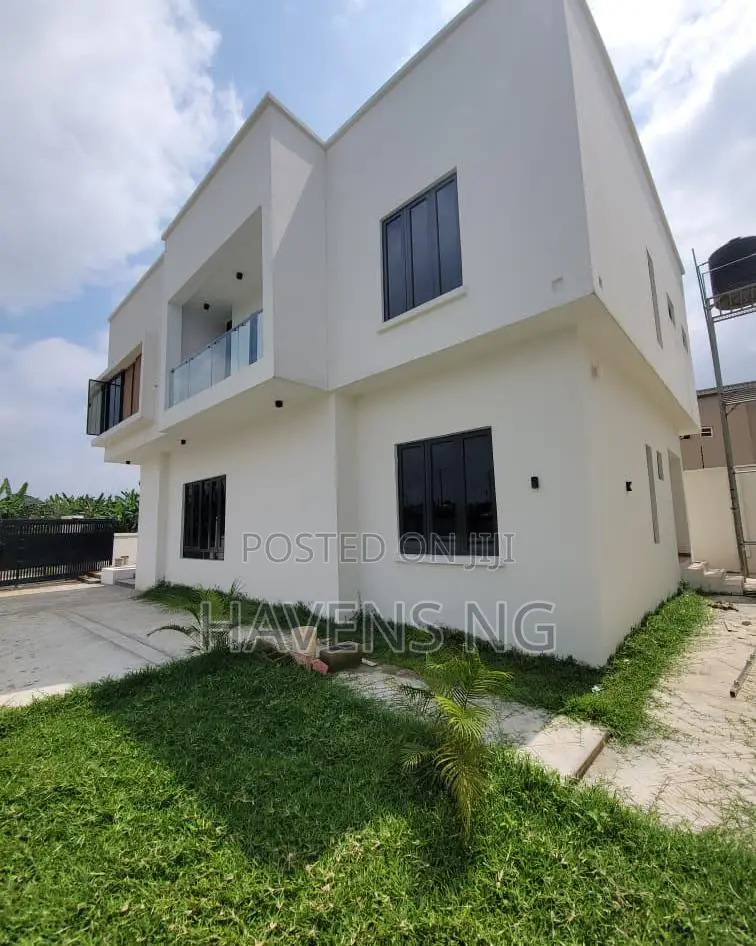 4bdrm Duplex in Basorun for sale in Basorun