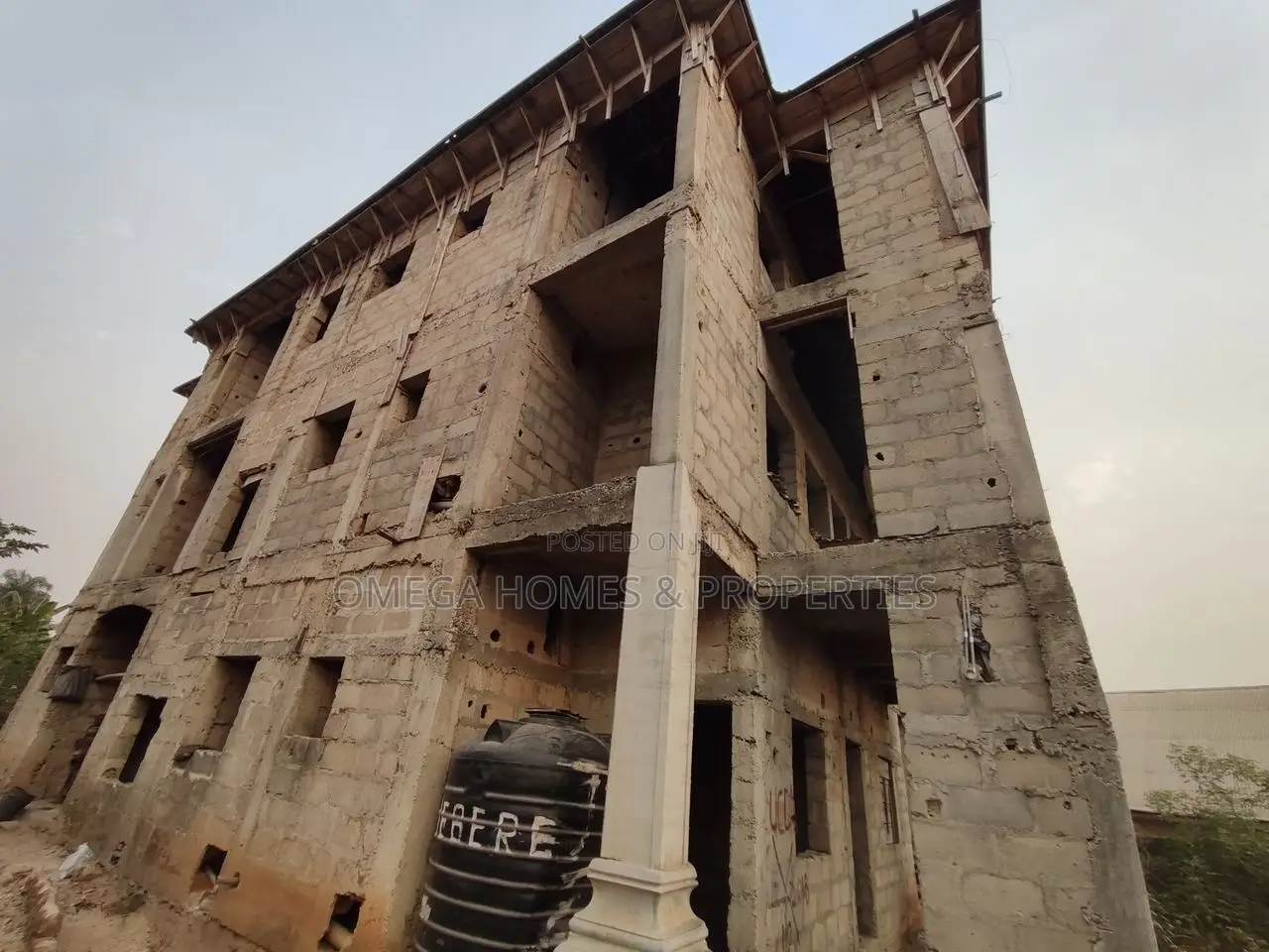 20bdrm Apartment in Umuahia for sale in Umuahia