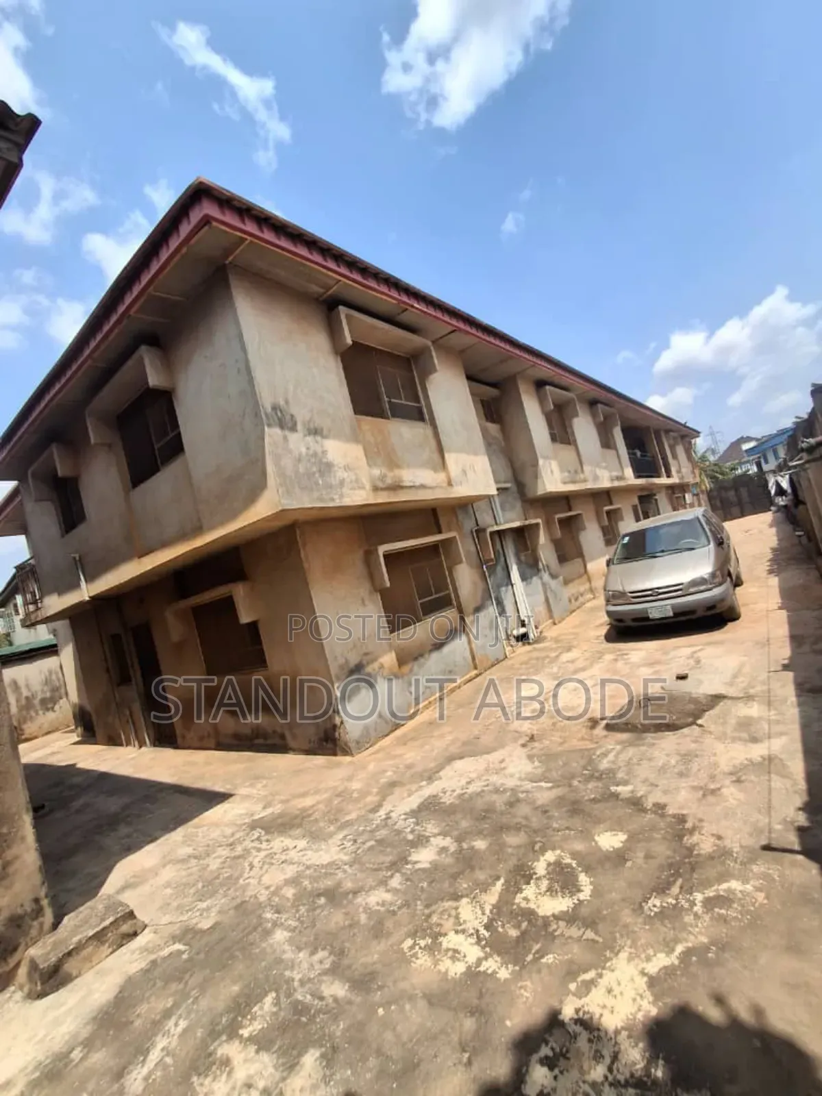 3bdrm Block of Flats in In A Good Location, Baruwa for sale in Baruwa