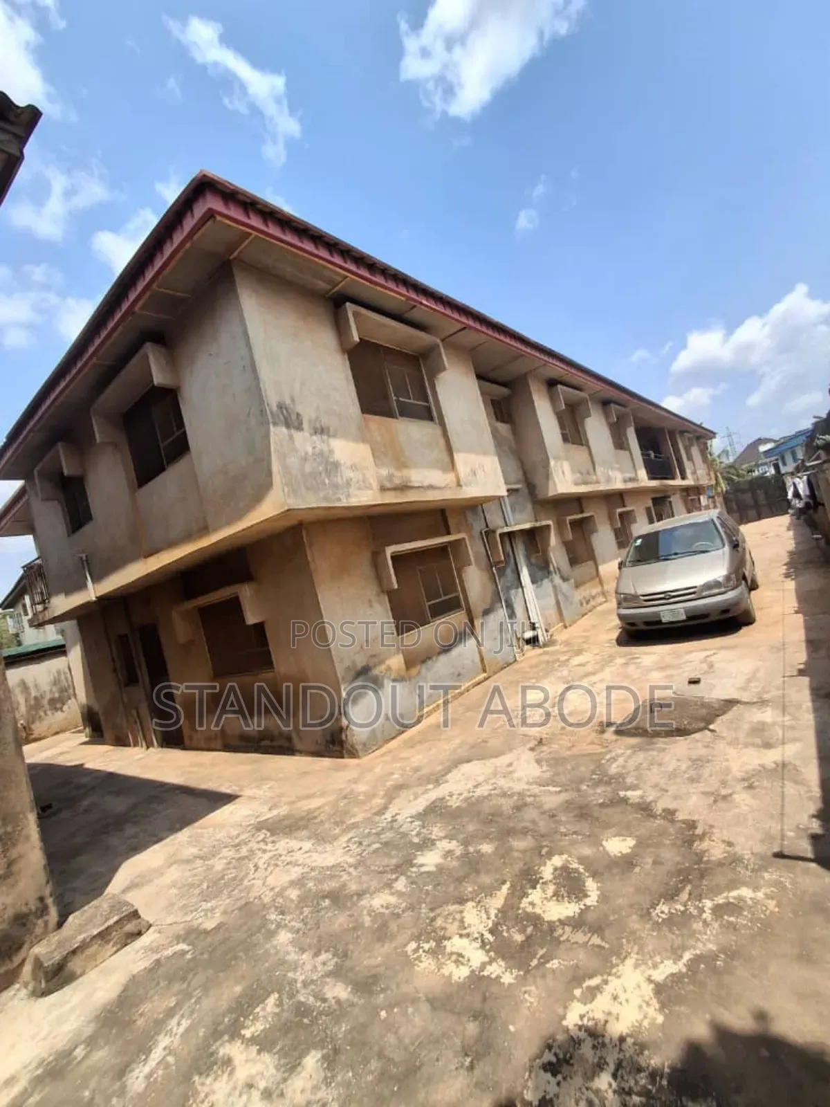 3bdrm Block of Flats in In A Good Location, Baruwa for sale in Baruwa