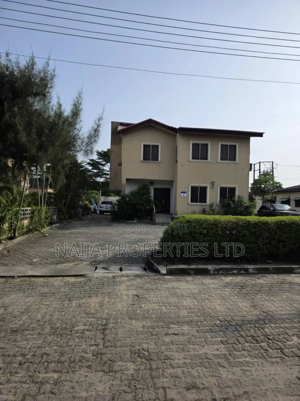 4bdrm Duplex in Off Freedom Way, Lekki Phase 1 for sale in Lekki Phase 1