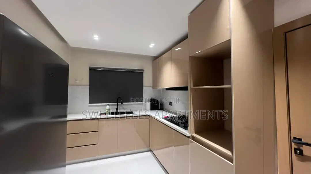 Beautiful Spacious 3 Bedroom in Ademola Adetokunbo