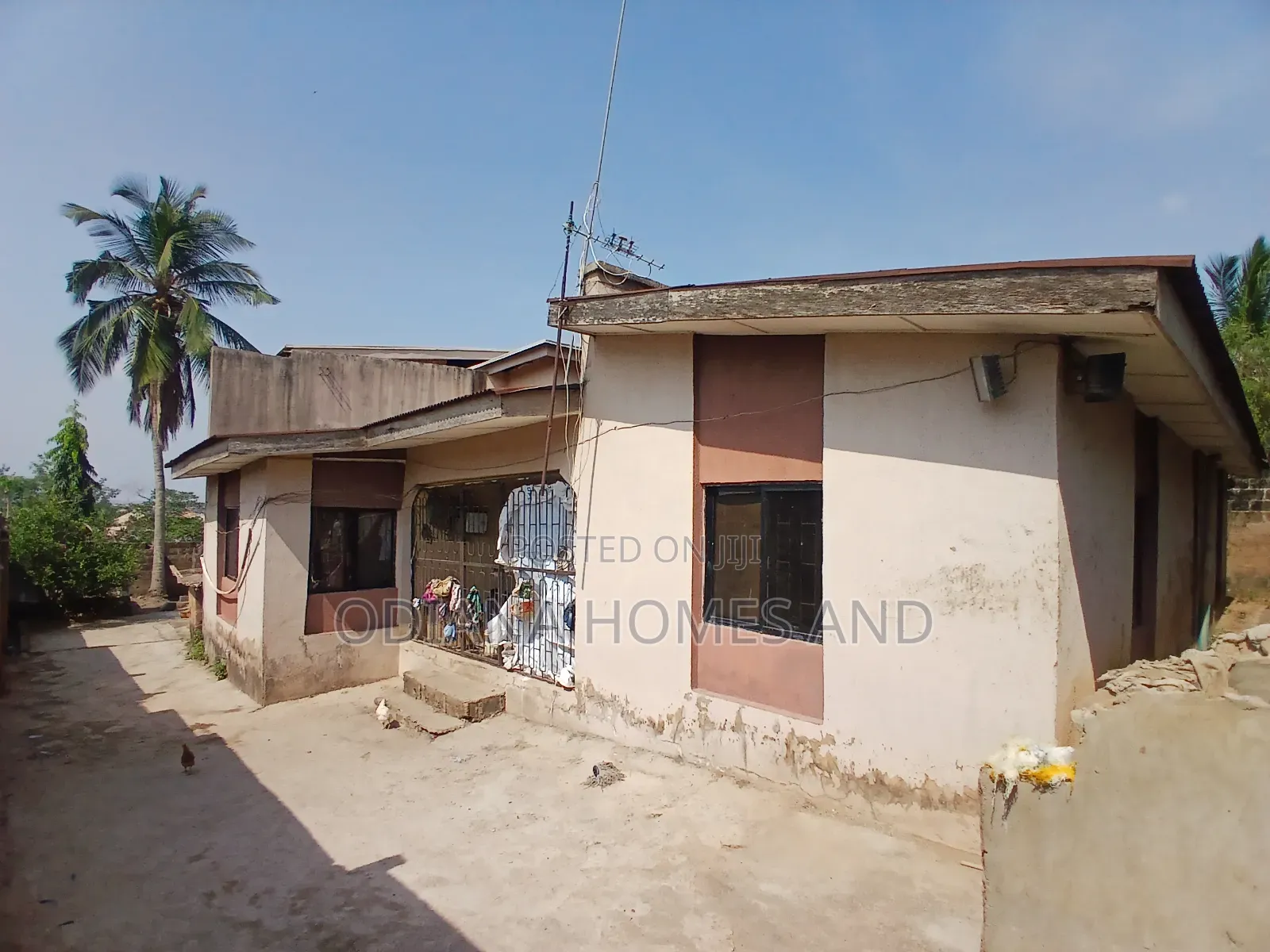 7bdrm Duplex in Carpenter, Ologuneru for sale in Ologuneru