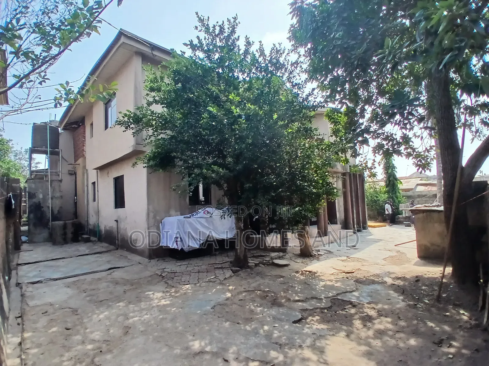 7bdrm Duplex in Carpenter, Ologuneru for sale in Ologuneru