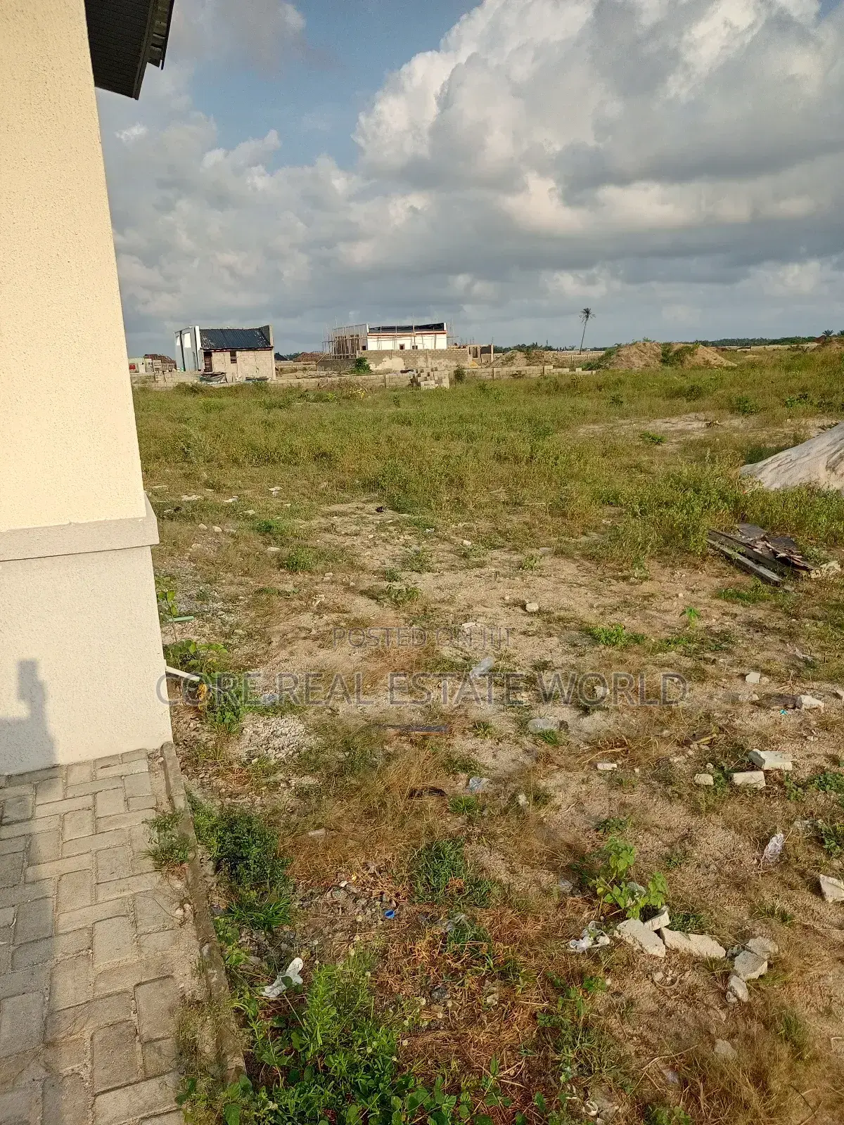 Commercial Land With C of O in Aba in Aba South