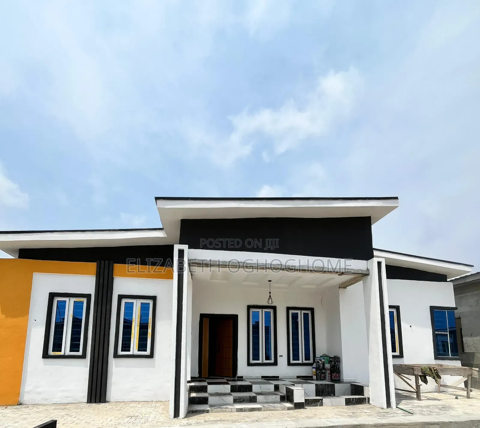 3bdrm Bungalow in Awoyaya for sale in Awoyaya