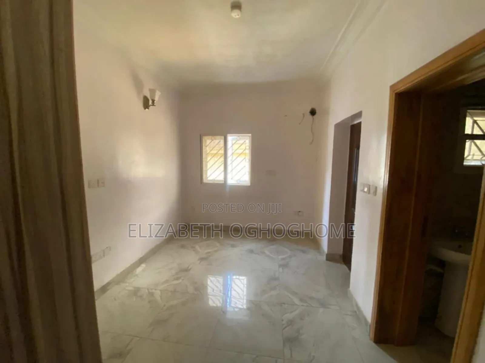 3bdrm Bungalow in Awoyaya for sale in Awoyaya