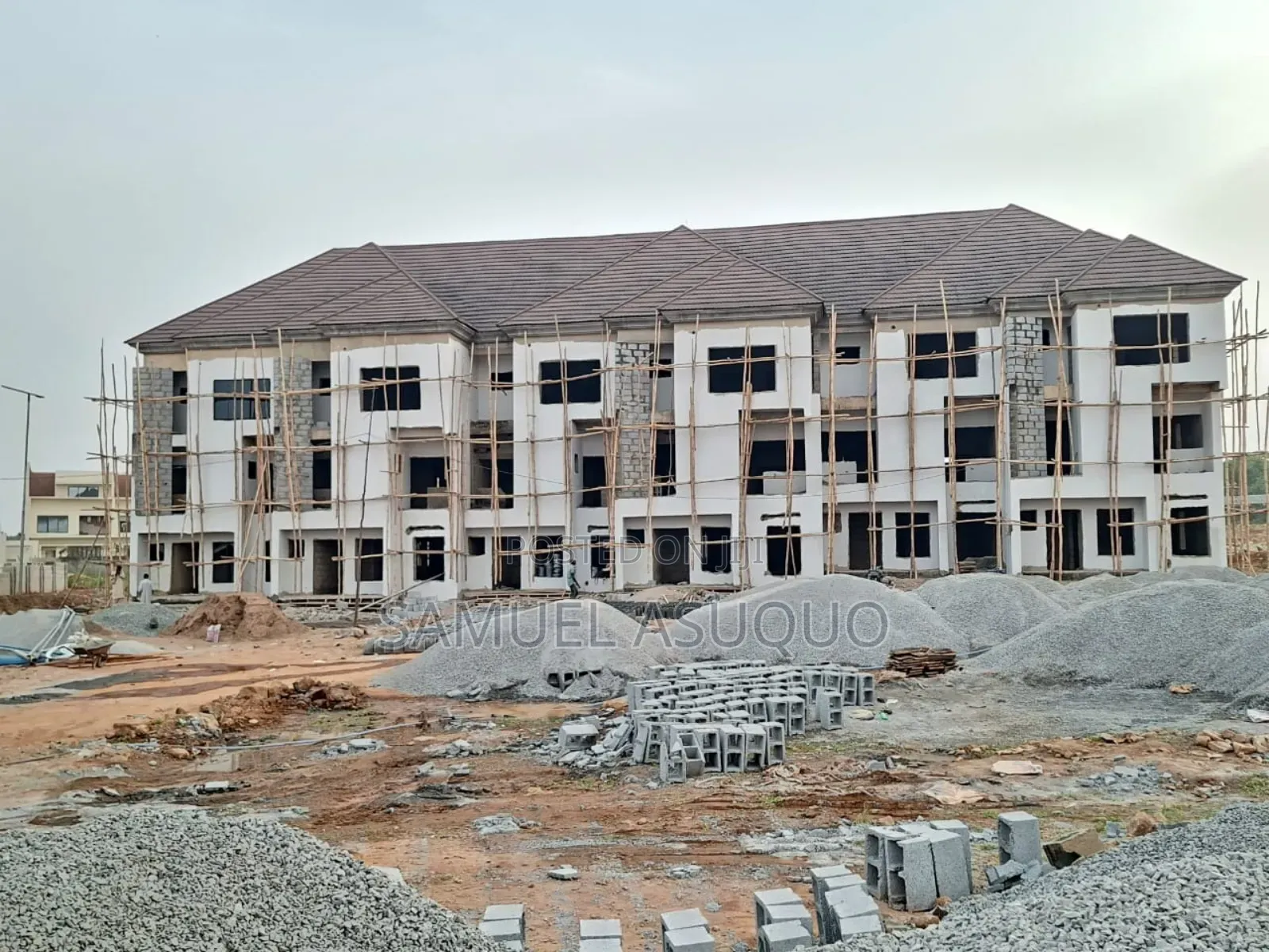 5bdrm Duplex in Idu Industrial for sale in Idu Industrial